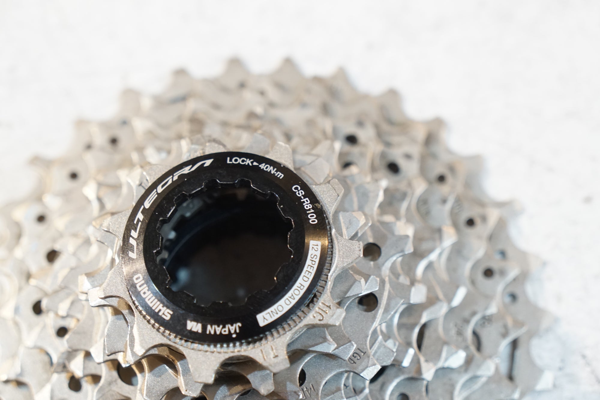 SHIMANO 「シマノ」 ULTEGRA CS-R8100 11-30T 12S スプロケット / バイチャリ浦和ベース