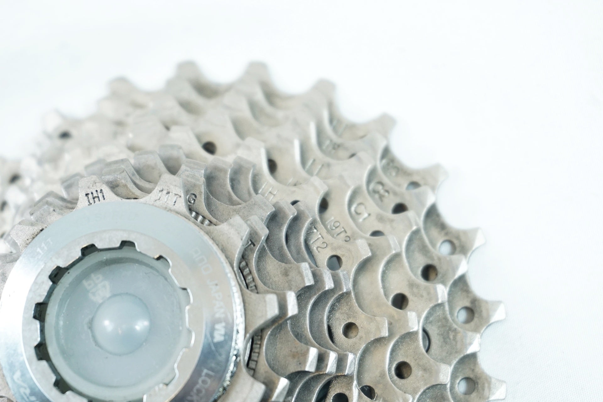 SHIMANO 「シマノ」 ULTEGRA CS-6700 10S 11-25T スプロケット / 有明ガーデン店