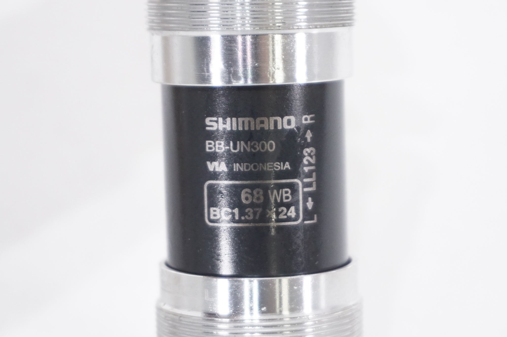 SHIMANO 「シマノ」 BB-UN300 ボトムブラケット / AKIBA店