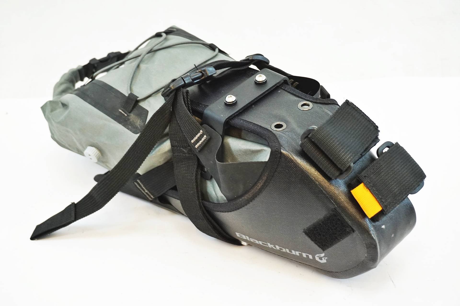 BLACKBURN 「ブラックバーン」 OUTPOST SEAT PACK サドルバッグ / 有明ガーデン店