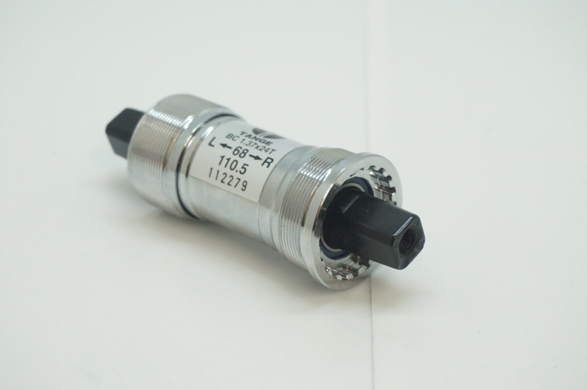 TANGE 「タンゲ」 LN3922 ボトムブラケット / 福岡店