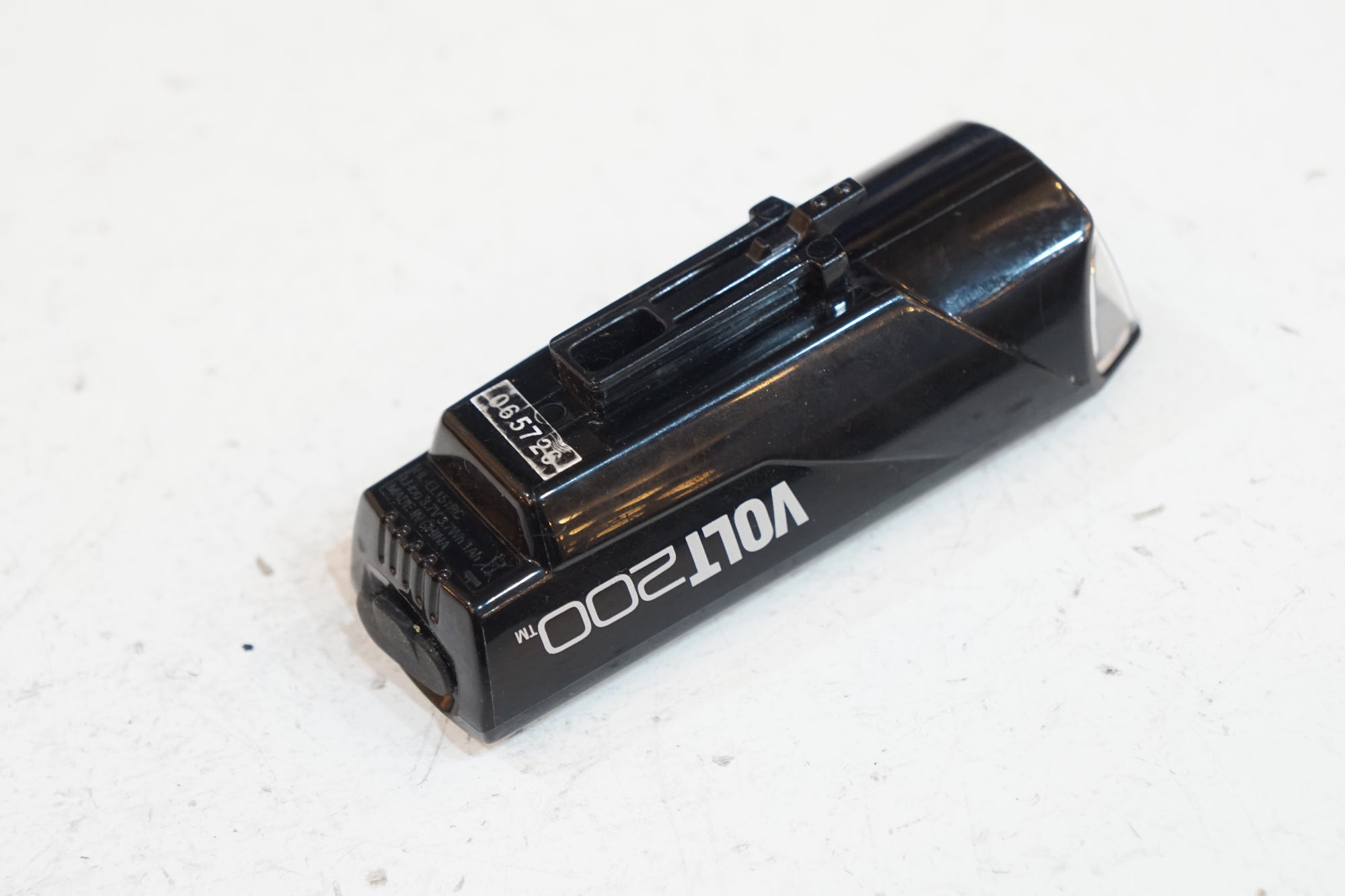 CATEYE 「キャットアイ」 VOLT200 フロントライト / バイチャリ浦和ベース