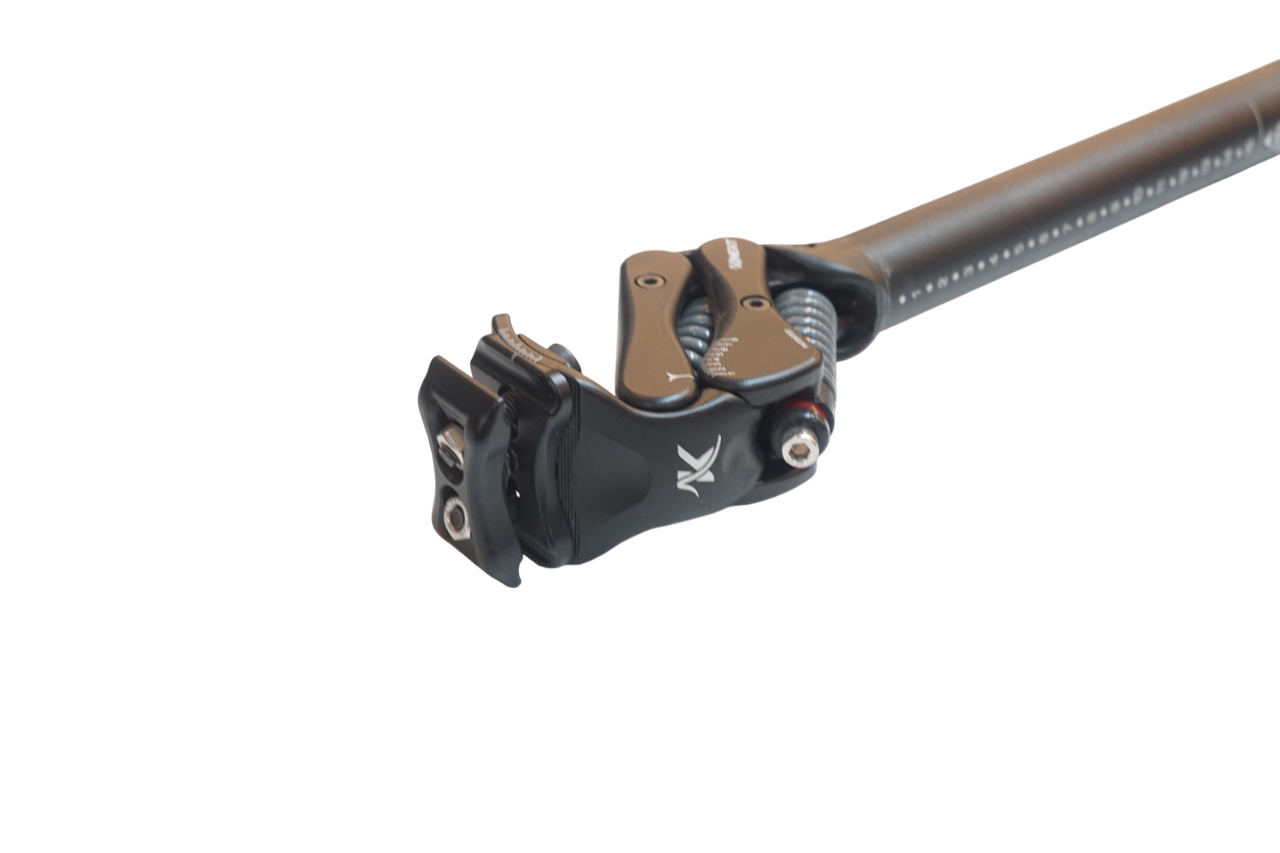 KINEKT 「キネクト」 SUSPENSION φ27.2 352mm シートポスト / バイチャリ浦和ベース