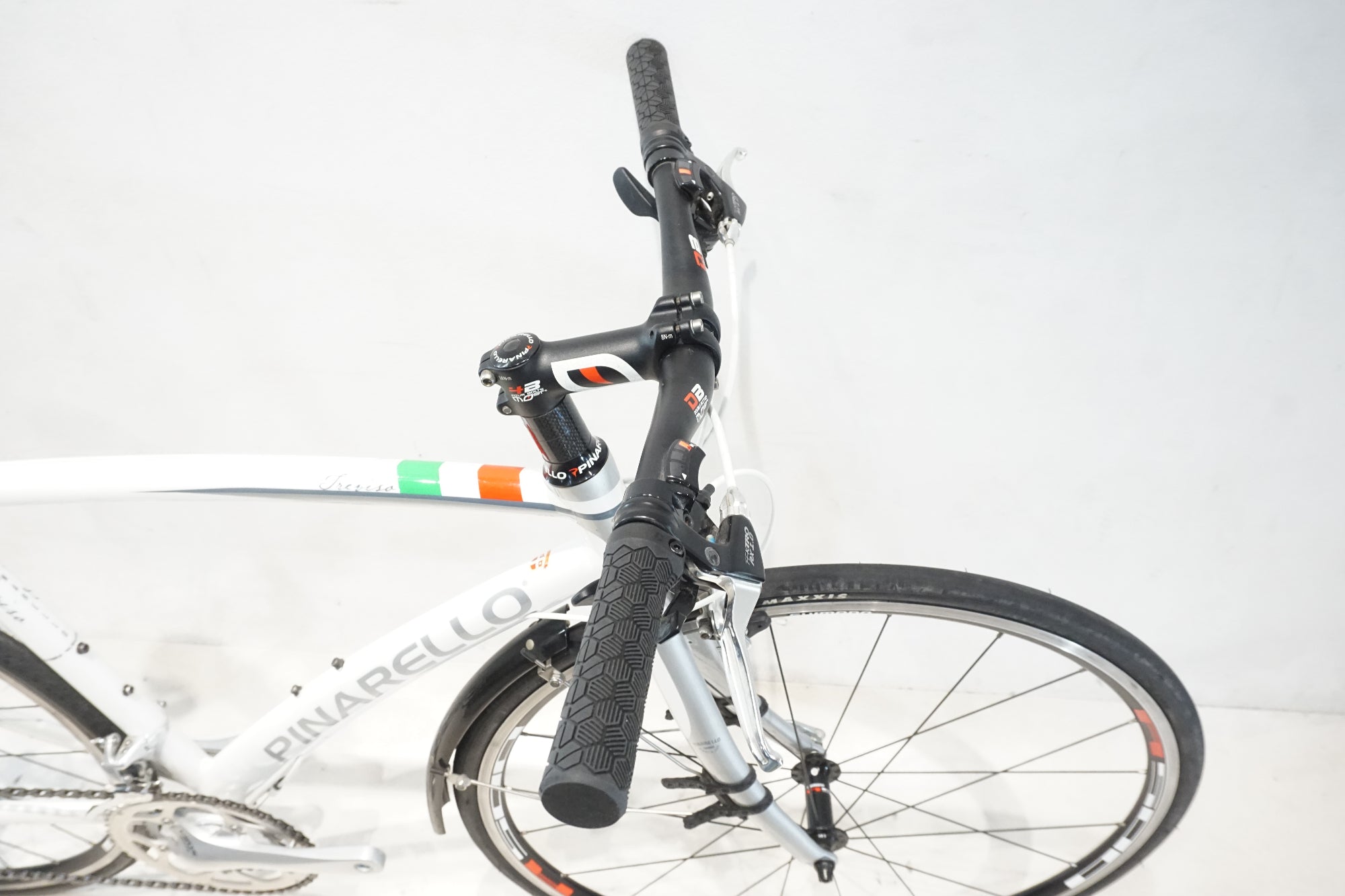 PINARELLO 「ピナレロ」 TREVISO 2012年モデル フラットバー ロード