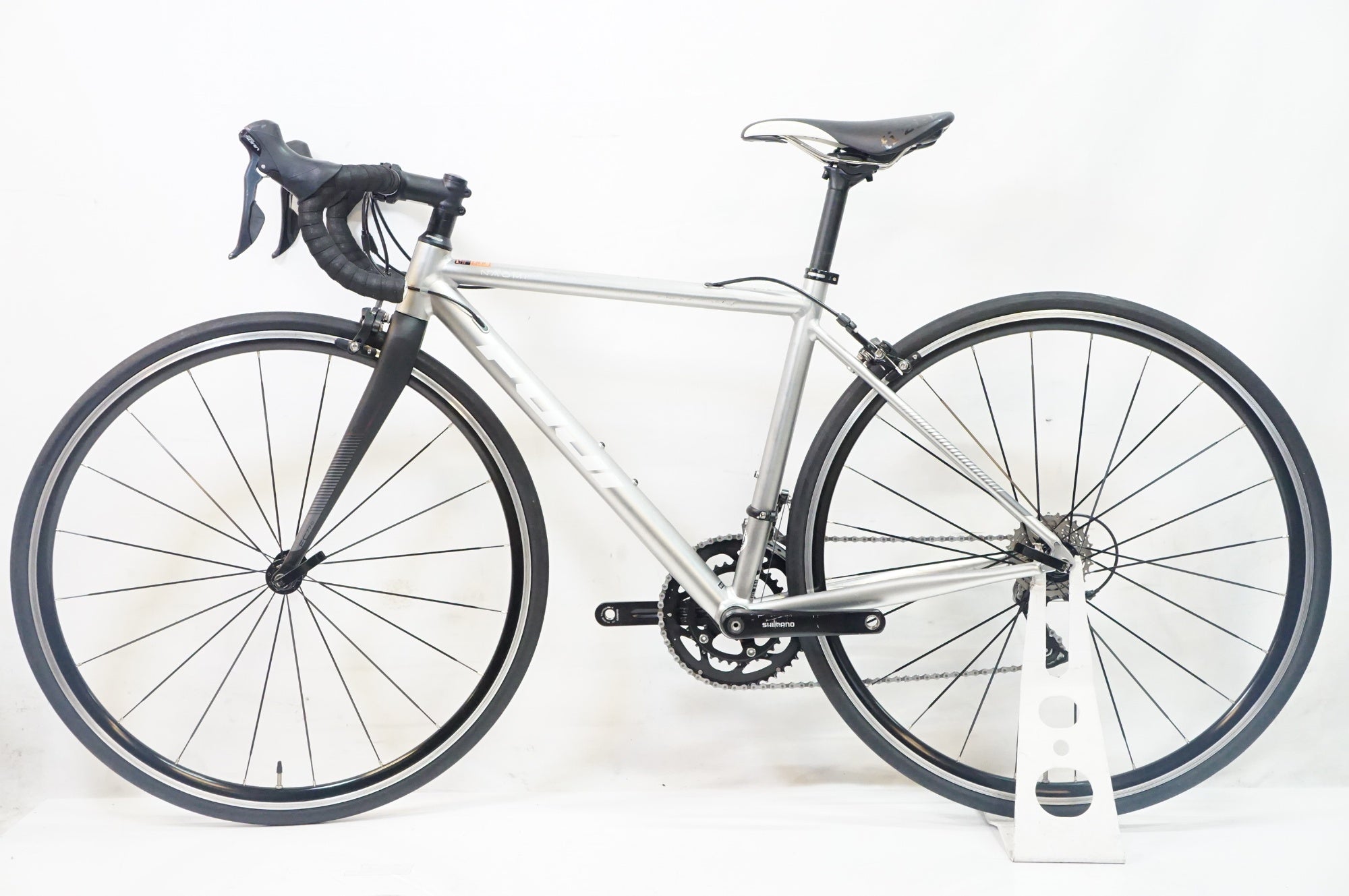 FUJI 「フジ」 NAOMI 2021年モデル ロードバイク / 熊谷本店