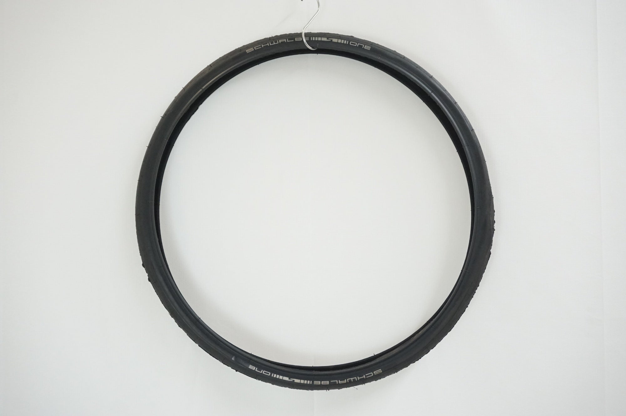 SCHWALBE 「シュワルベ」 ONE 20×1-1/8 タイヤ / 福岡店