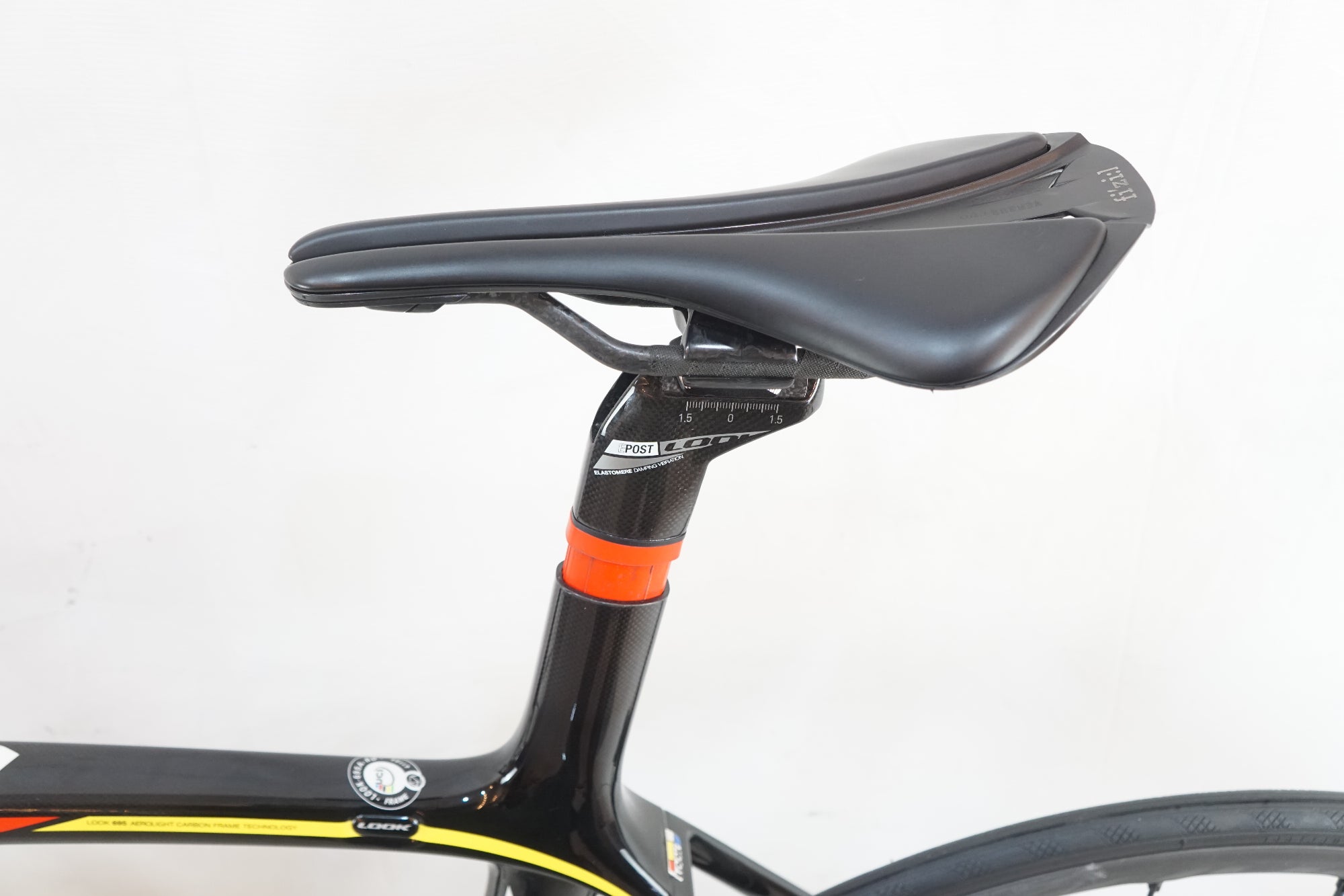 LOOK 「ルック」 695 AEROLIGHT 2014年モデル ロードバイク