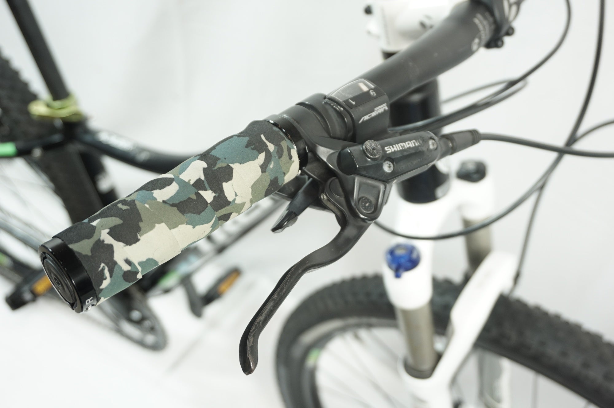 TREK 「トレック」 X-CALIBER7 2015年モデル マウンテンバイク / バイチャリ浦和ベース