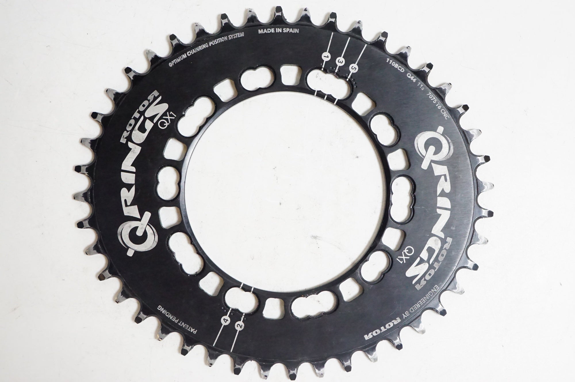 ROTOR 「ローター」 QRINGS QX1 44T チェーンリング / 熊谷本店