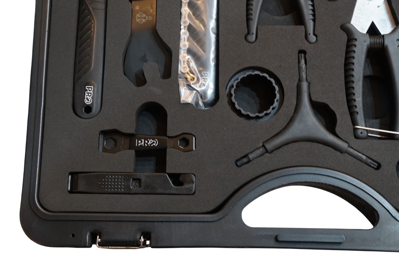 SHIMANO 「シマノ」 PRO ADVANCED TOOL BOX 工具セット / バイチャリ浦和ベース