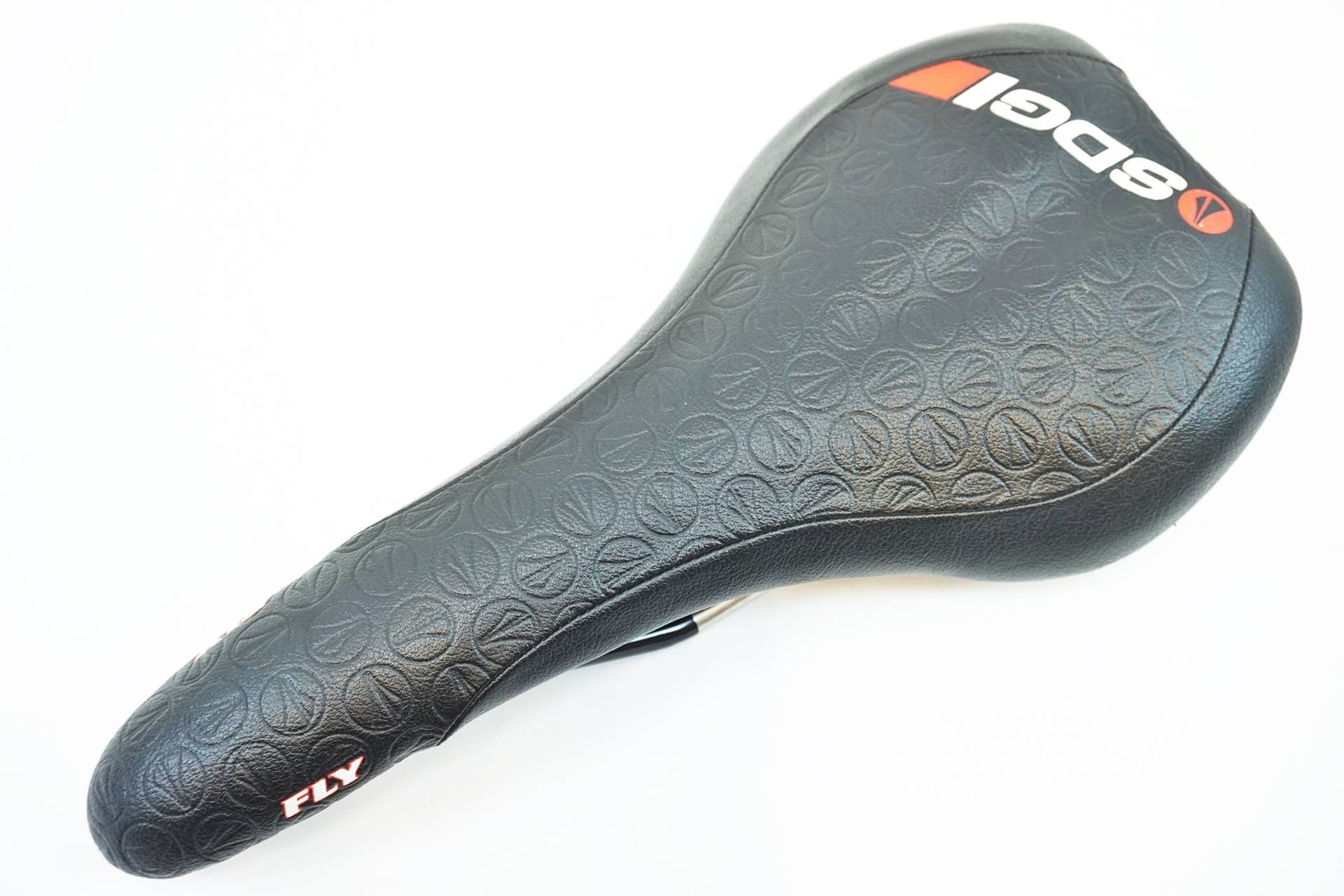 SDG 「エスディージー」 FLY サドル / 有明ガーデン店