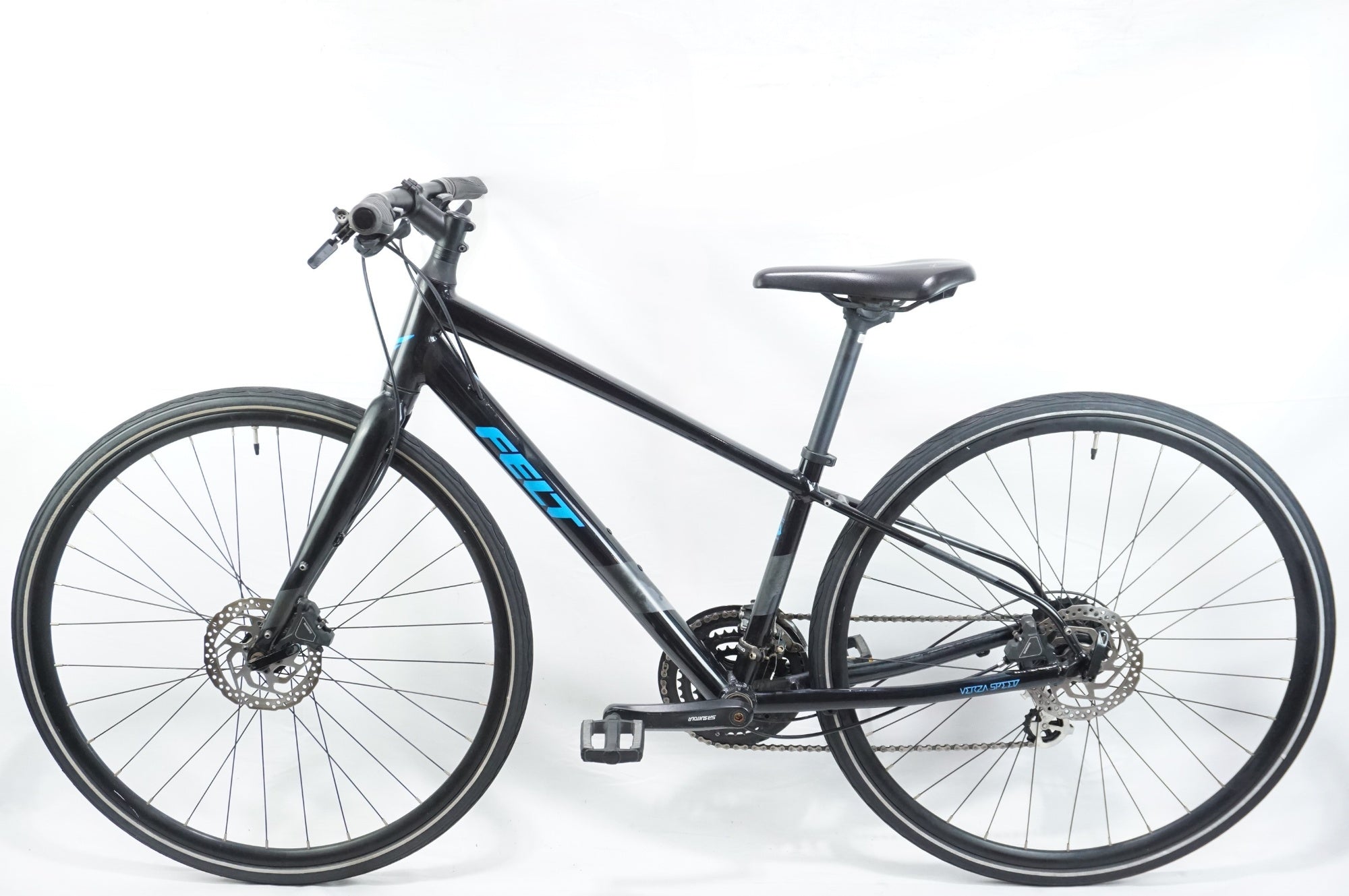 FELT VERZA speed クロスバイク Verzaシリーズ スピードクロスバイク | Felt公式日本語サイト