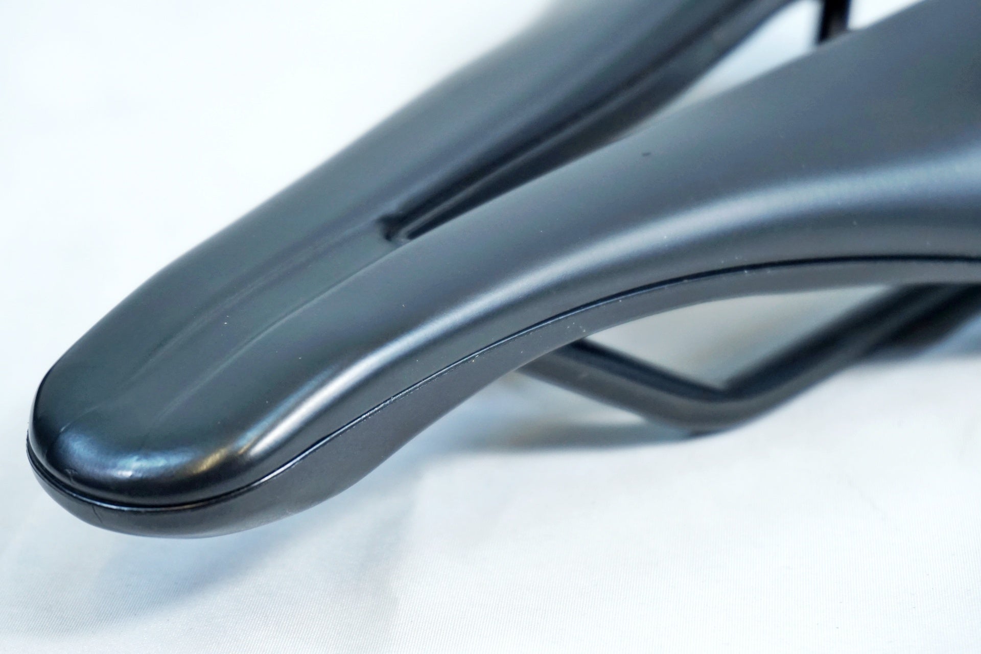 MOST 「モスト」 LYNX ULTRA サドル / 有明ガーデン店