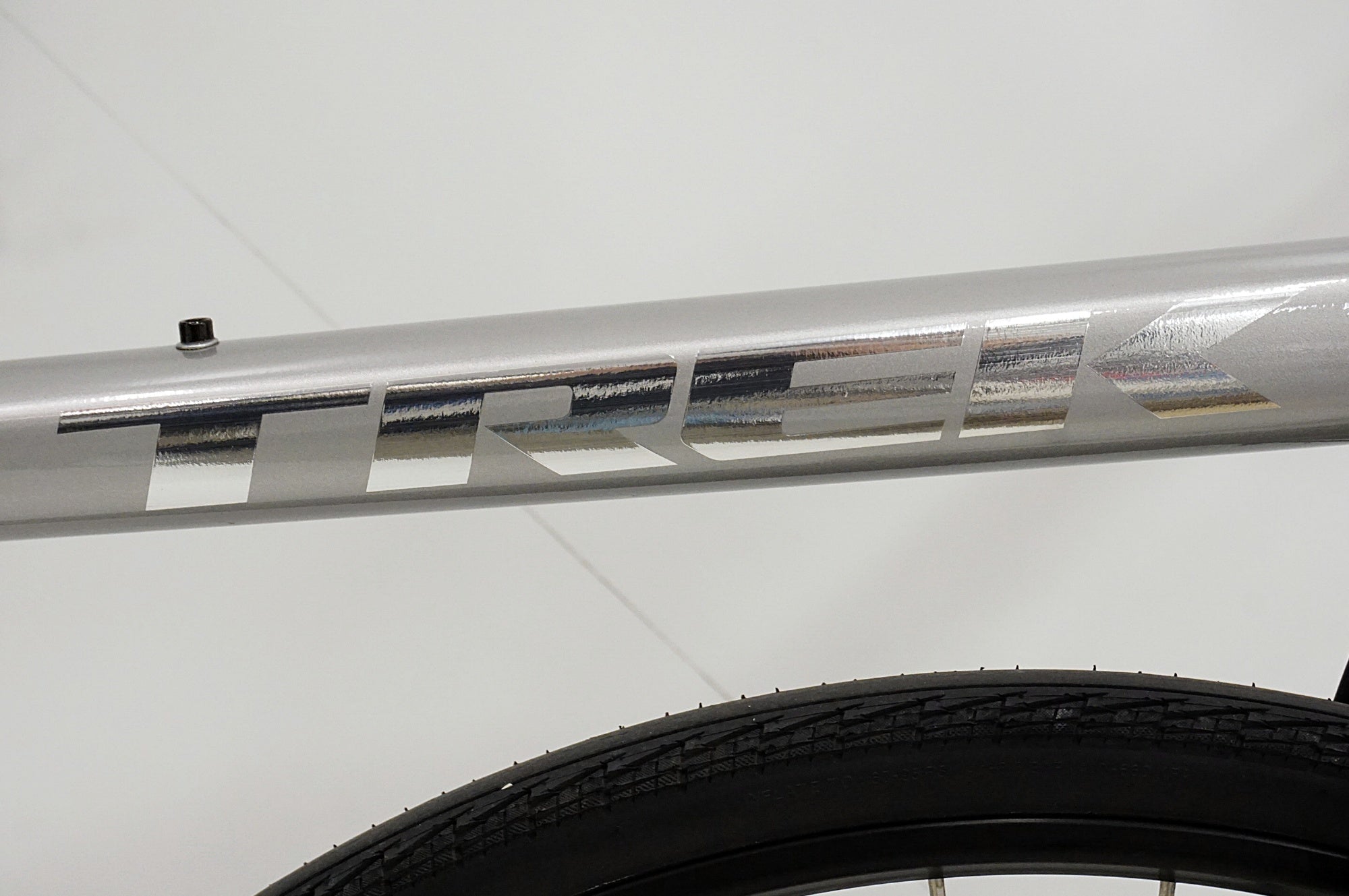 TREK 「トレック」 FX2 DISC 2023-2024年モデル クロスバイク / 浜松店