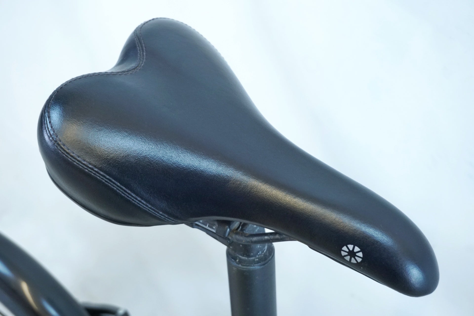 DAHON 「ダホン」 CURVE D7 2019年モデル 折り畳み自転車 / 有明ガーデン店