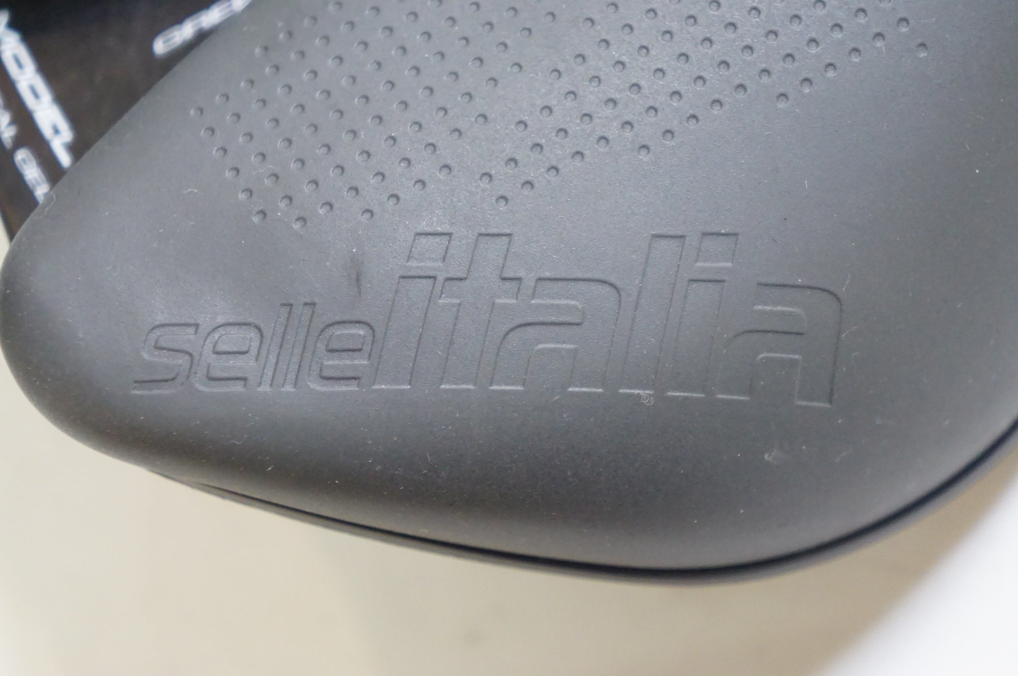 SELLE ITALIA 「セライタリア」 MODEL X COMFORT+ SUPERFLOW サドル / 熊谷本店