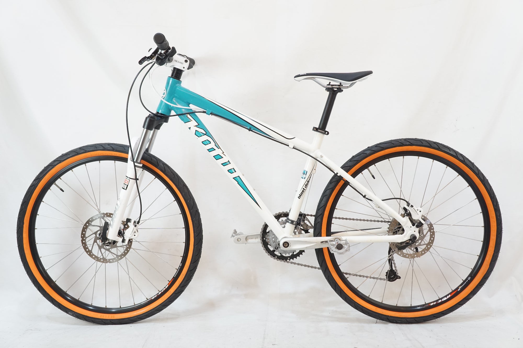 KONA 「コナ」 BLAST DELUXE 2010年モデル マウンテンバイク / バイチャリ浦和ベース