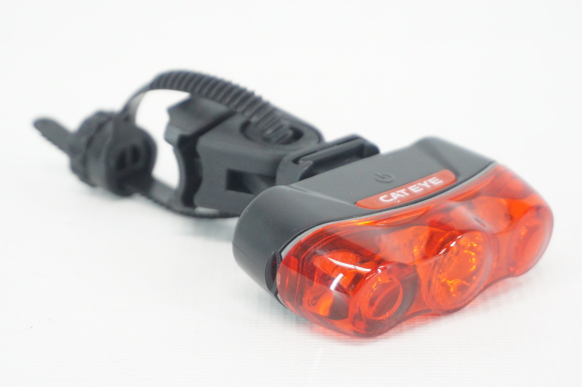 CATEYE 「キャットアイ」 TL-LD630/AU630 リアライト / 阪急塚口店