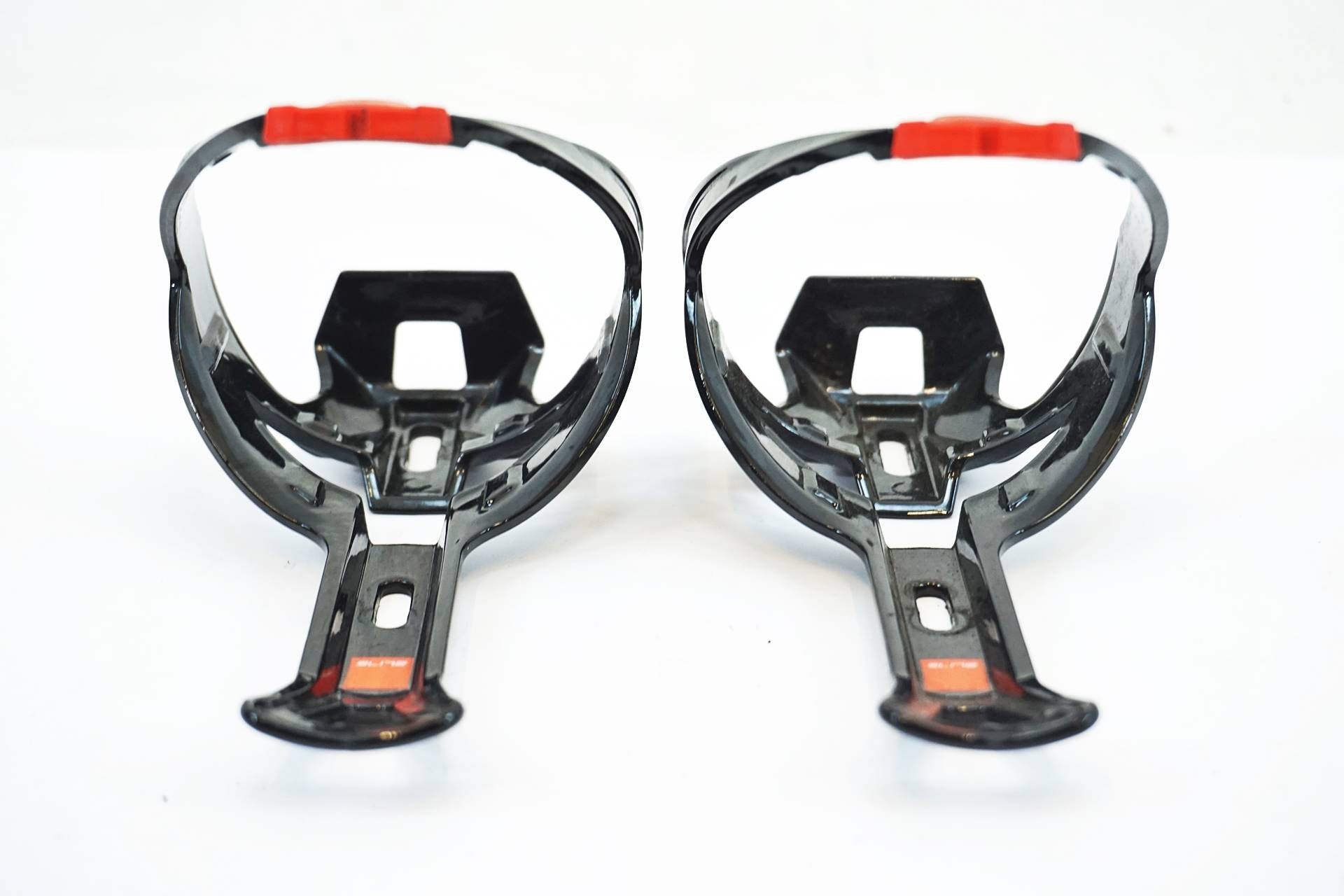 ELITE 「エリート」 CANNIBAL XC ボトルケージセット / 有明ガーデン店