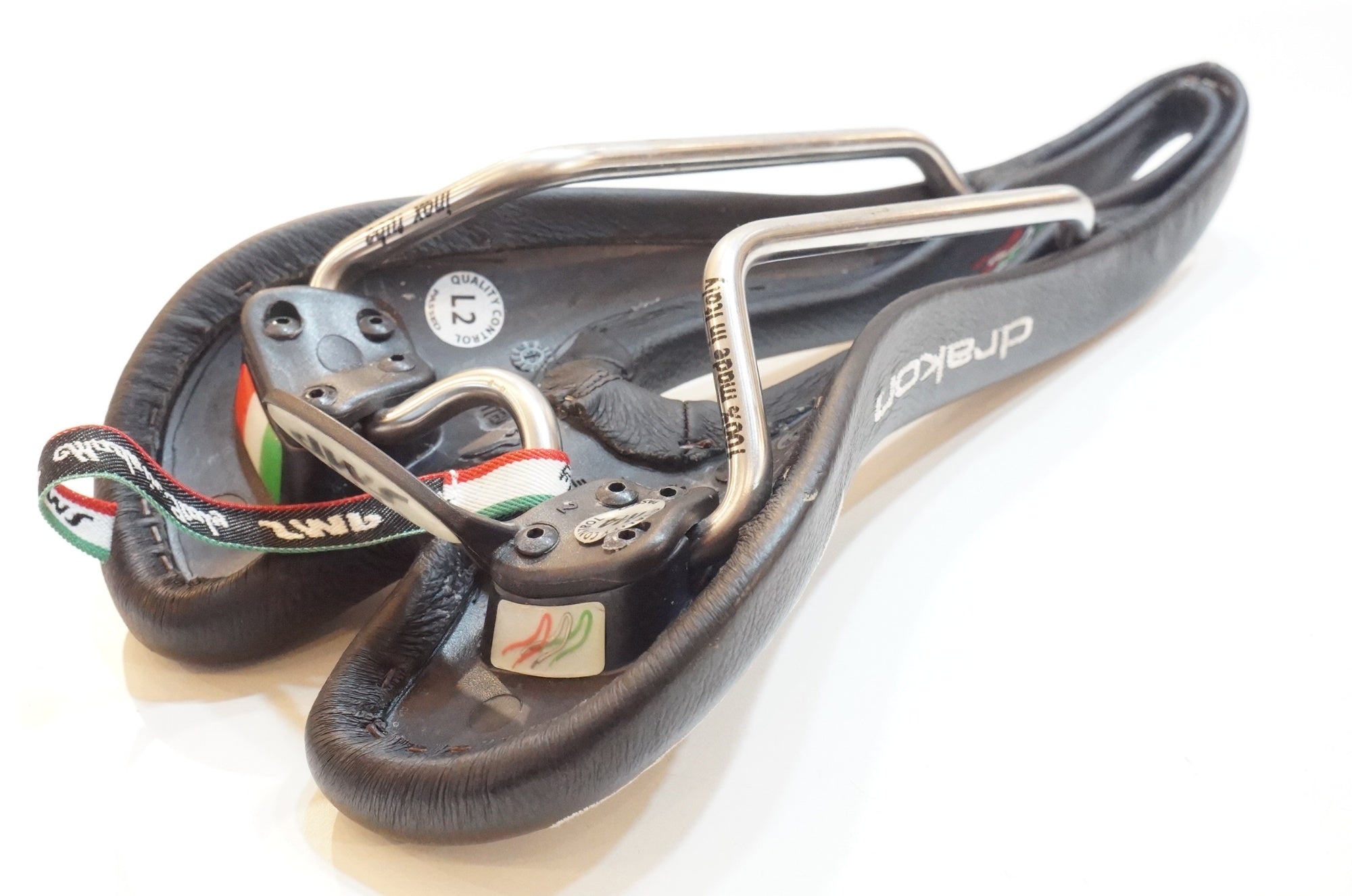 SELLE SMP 「セラエスエムピー」 DRAKON サドル / バイチャリ浦和