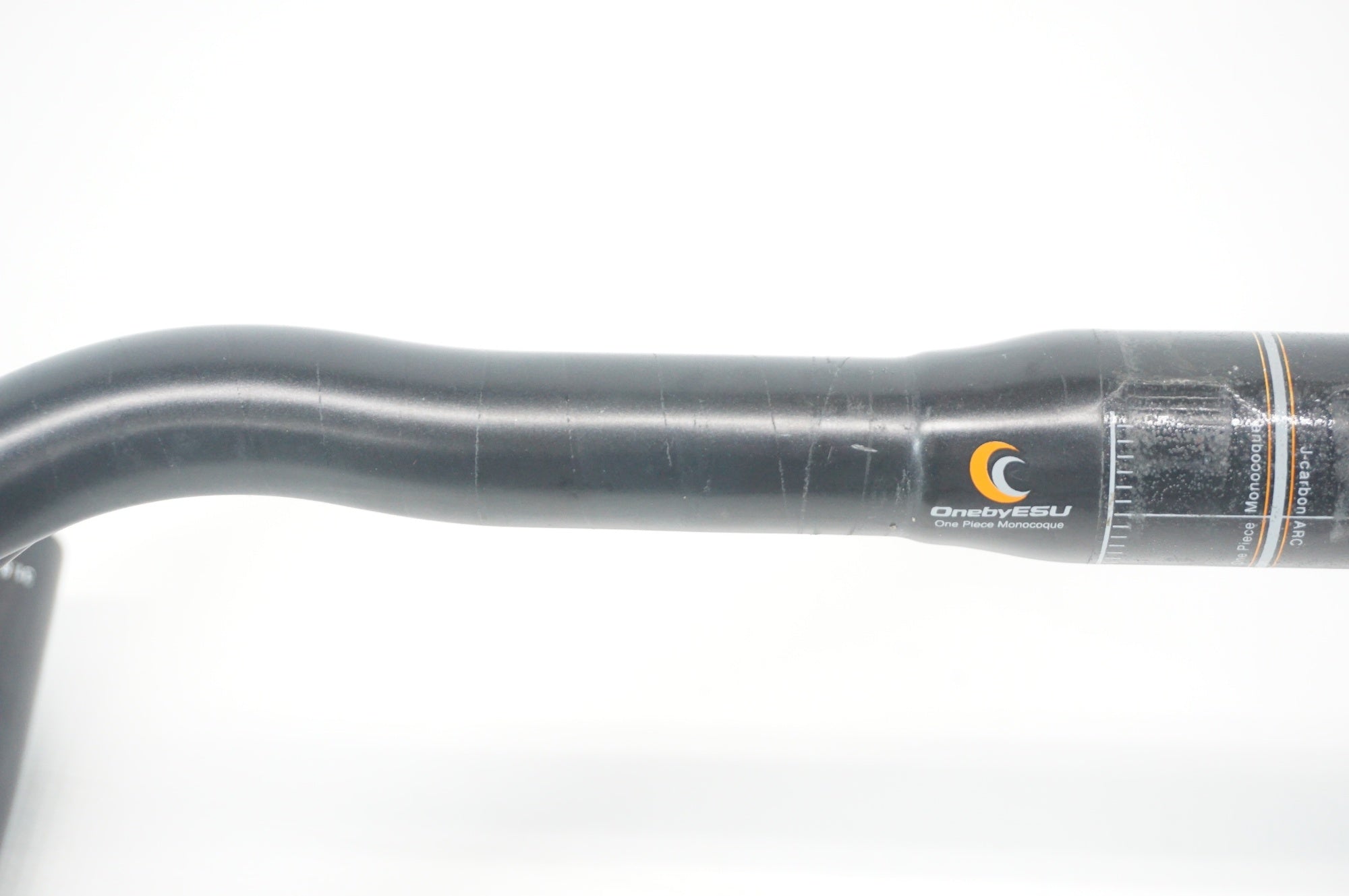 ONEBYESU 「ワンバイエス」 J-CARBON ARC Φ31.8 420mm ハンドル / 阪急塚口店