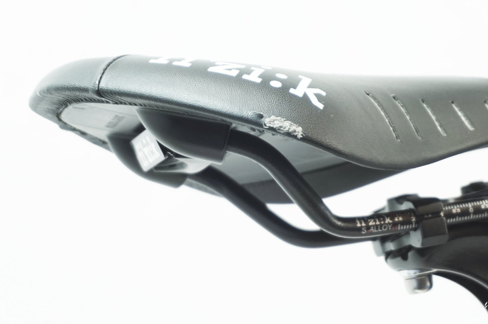 PINARELLO 「ピナレロ」 ANGLIRU 2019年モデル ロードバイク / バイチャリ浦和ベース