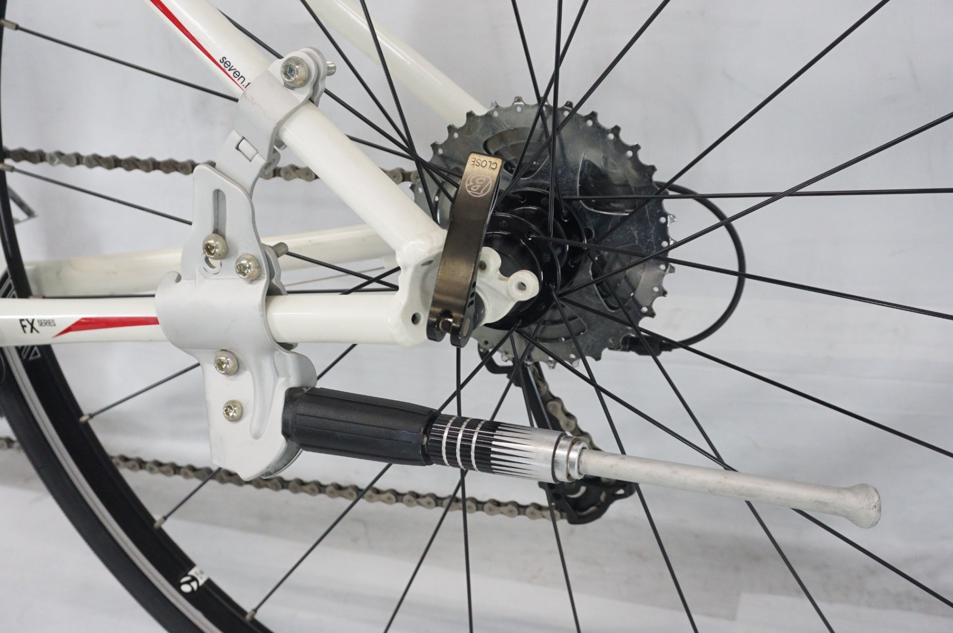 TREK 「トレック」 7.5 FX 2012年モデル クロスバイク / 阪急塚口店