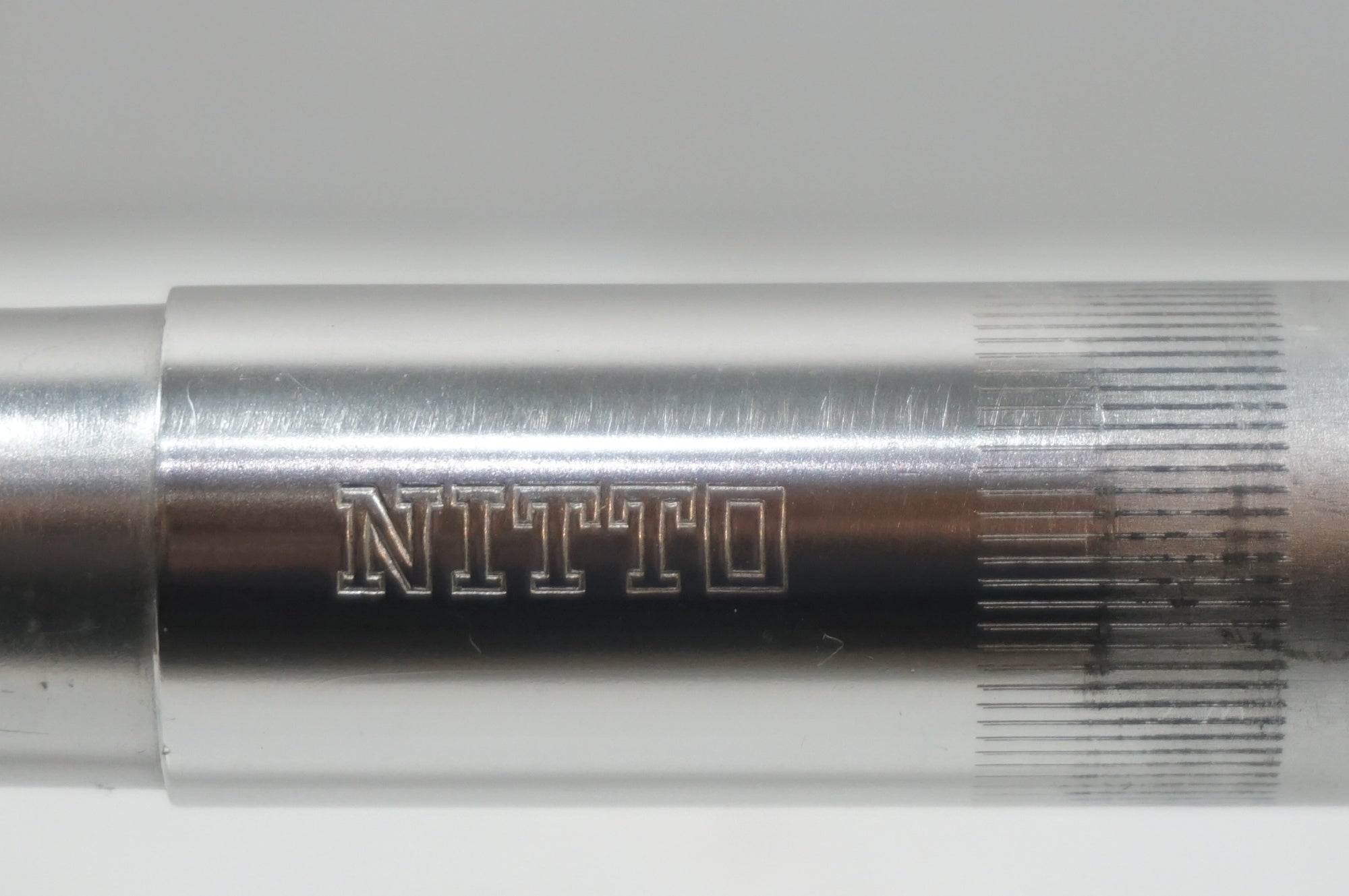 NITTO 「ニットー」 NEAT MOD 185 φ26.0 410mm ハンドル / 世田谷店