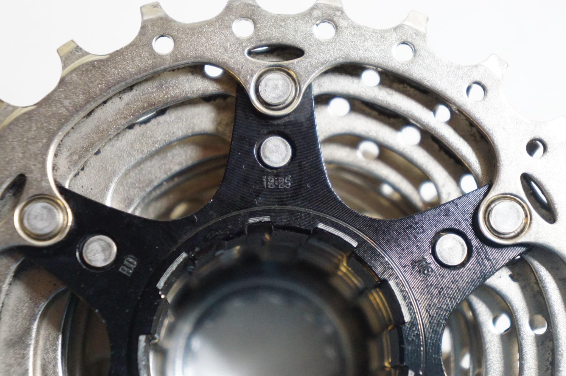 SHIMANO 「シマノ」 105 CS-R7000 12-25T スプロケット / 熊谷本店