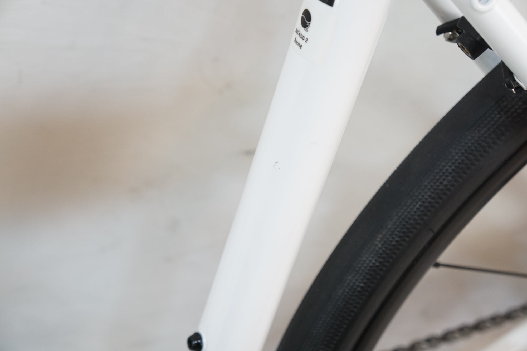 TREK 「トレック」 DOMANE AL 3 2023年モデル ロードバイク / バイチャリ浦和ベース