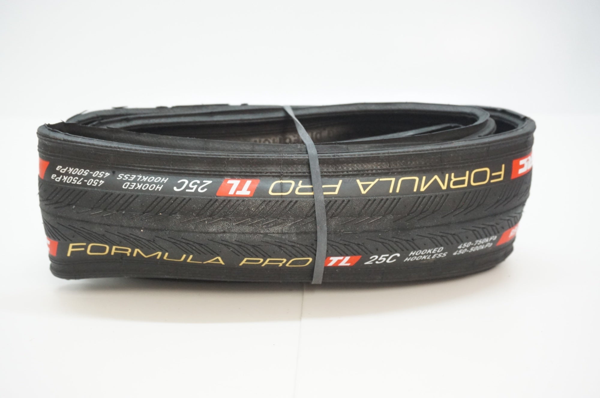 IRC 「アイアールシー」 FORMULA PRO TL 700×25C タイヤ / 福岡店