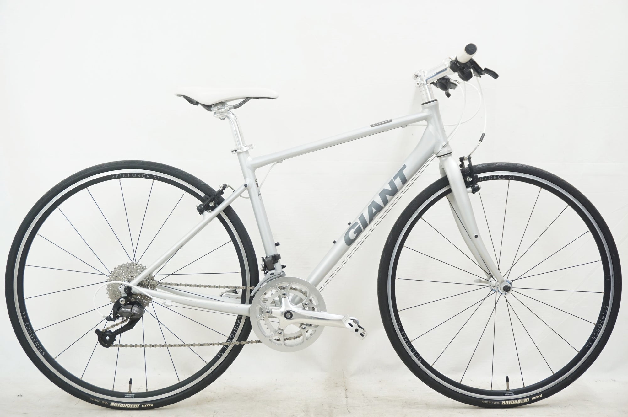 GIANT 「ジャイアント」 ESCAPE AIR 2015年モデル クロスバイク / 福岡店