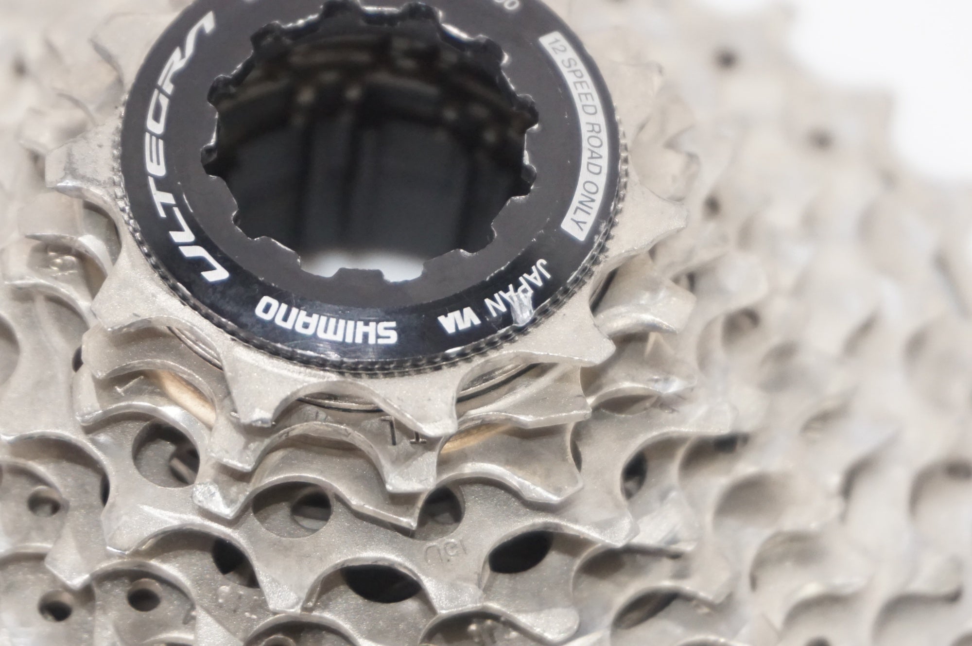 SHIMANO 「シマノ」 ULTEGRA CS-R8100 11-30T スプロケット / AKIBA店