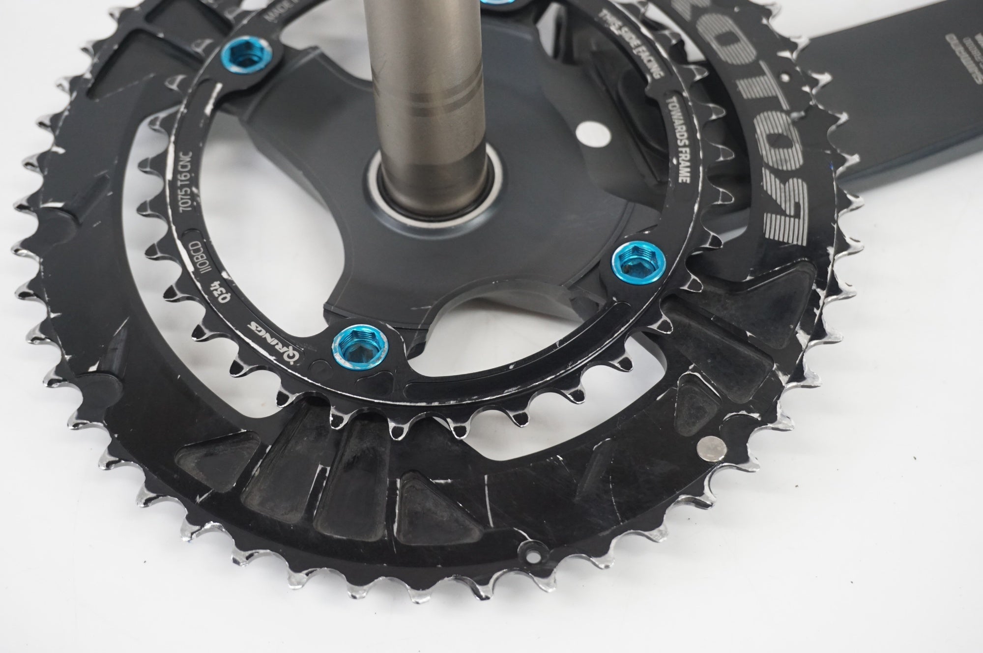 4IIII 「フォーアイ」 パワーメーター付き SHIMANO ULTEGRA FC-R8000 ROTOR 50-34T 170mm クランクセット / 大宮店