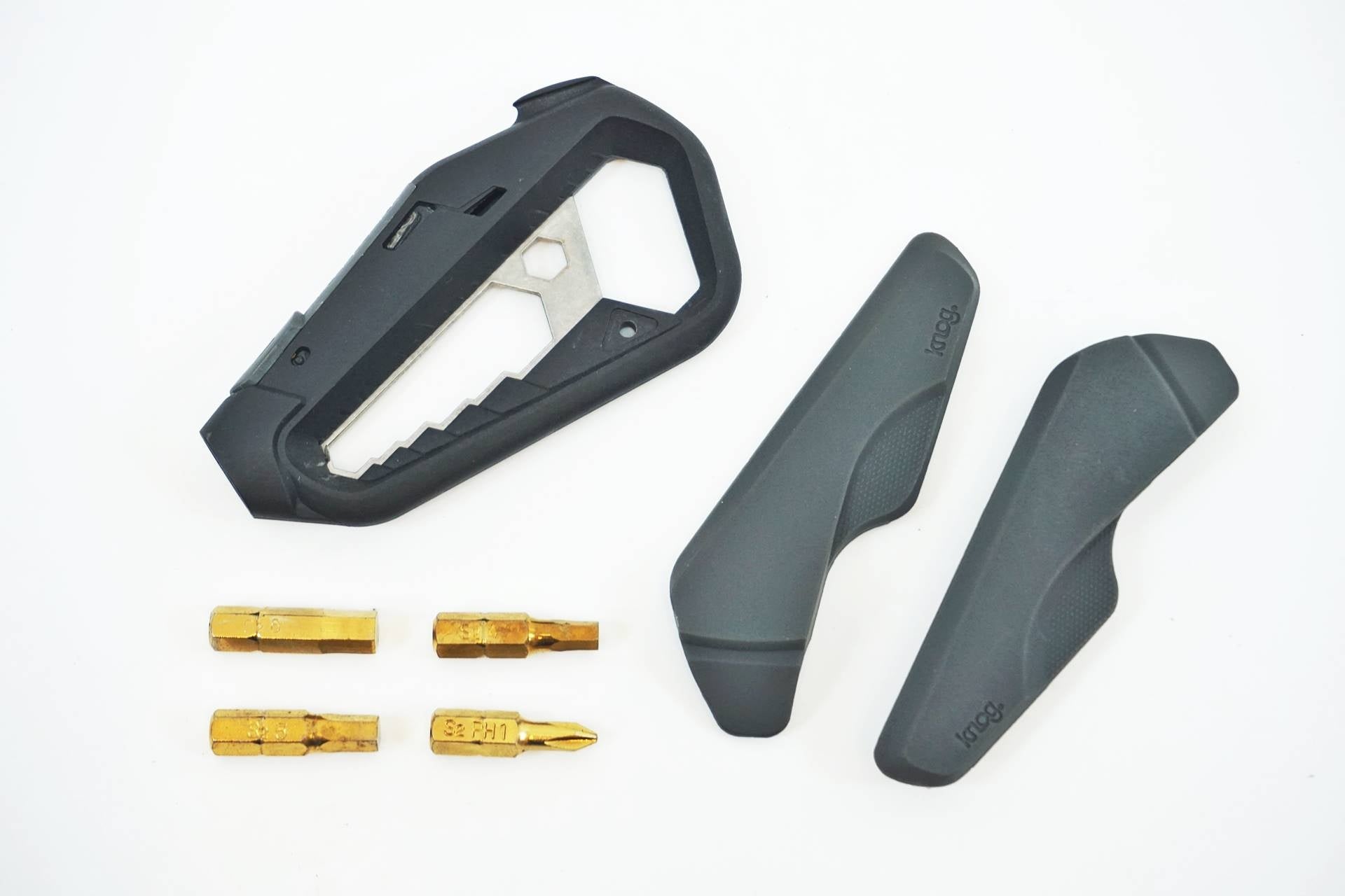 KNOG 「ノグ」 FANG MULTI TOOL 携帯工具 / 有明ガーデン店
