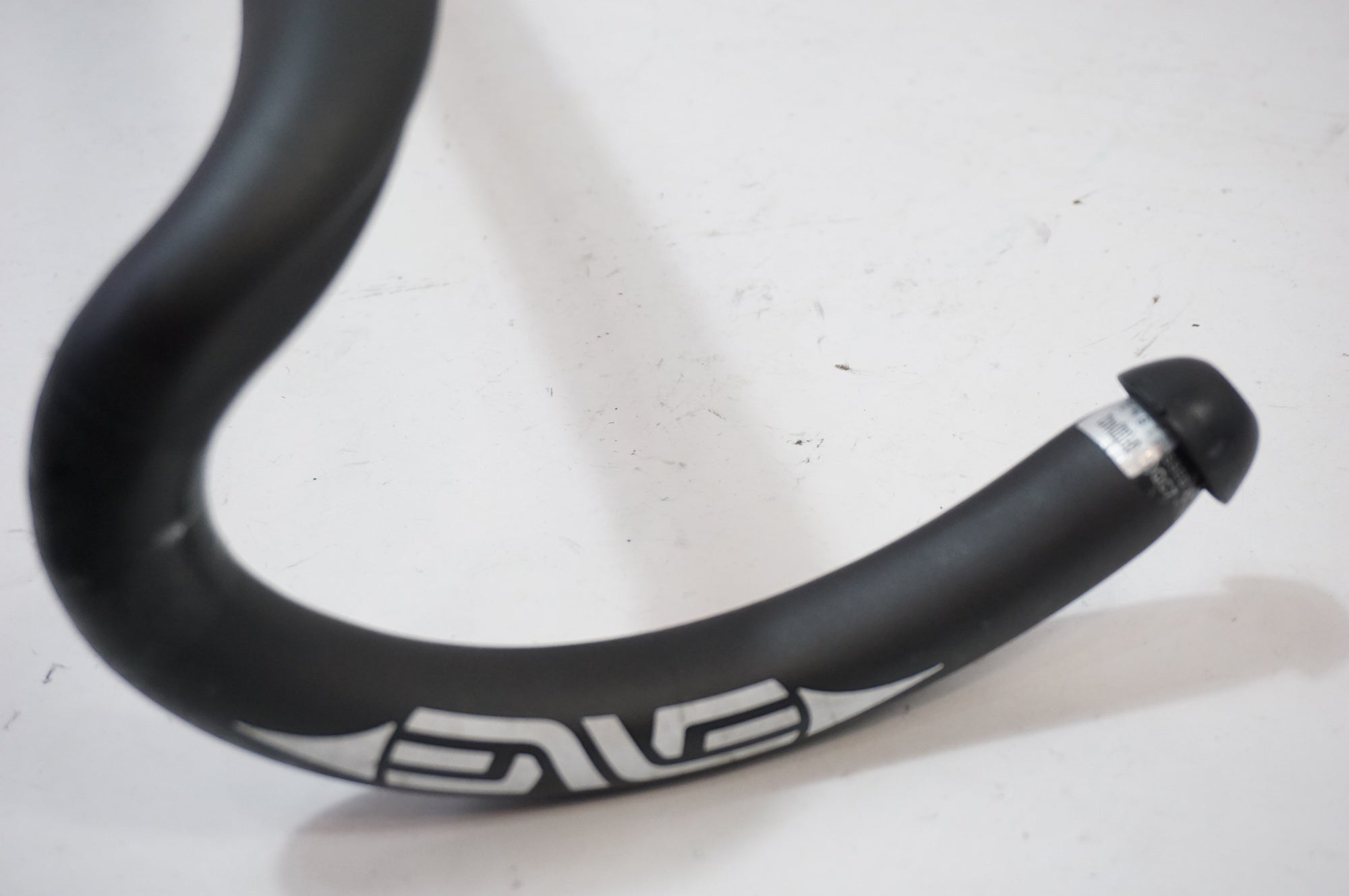 ENVE 「エンヴィ」 COMPACT ROAD BAR Φ31.8 420mm ハンドル / 世田谷店