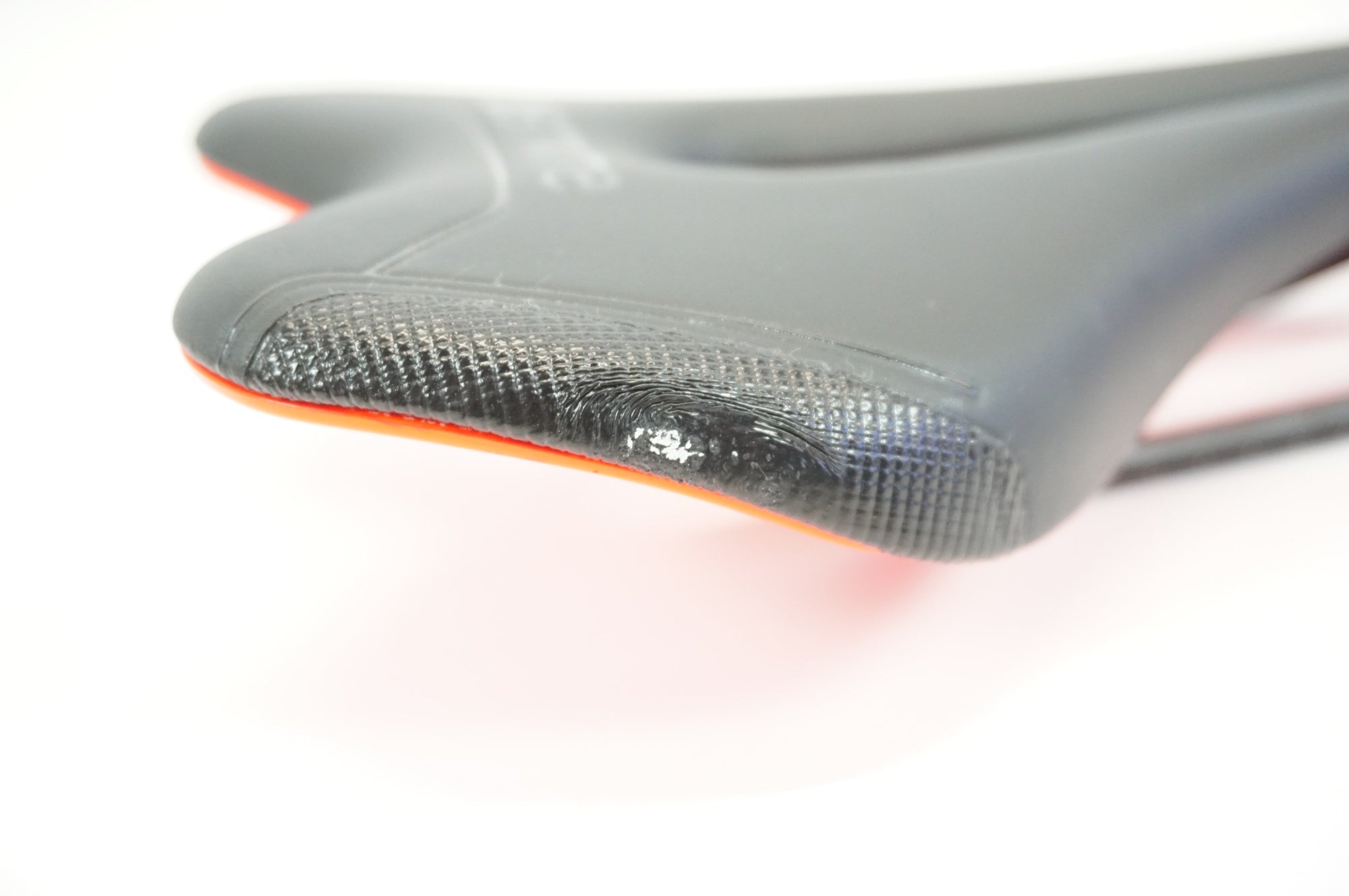 ASTVTE 「アスチュート」 SKYLINE VT サドル / 宇都宮店