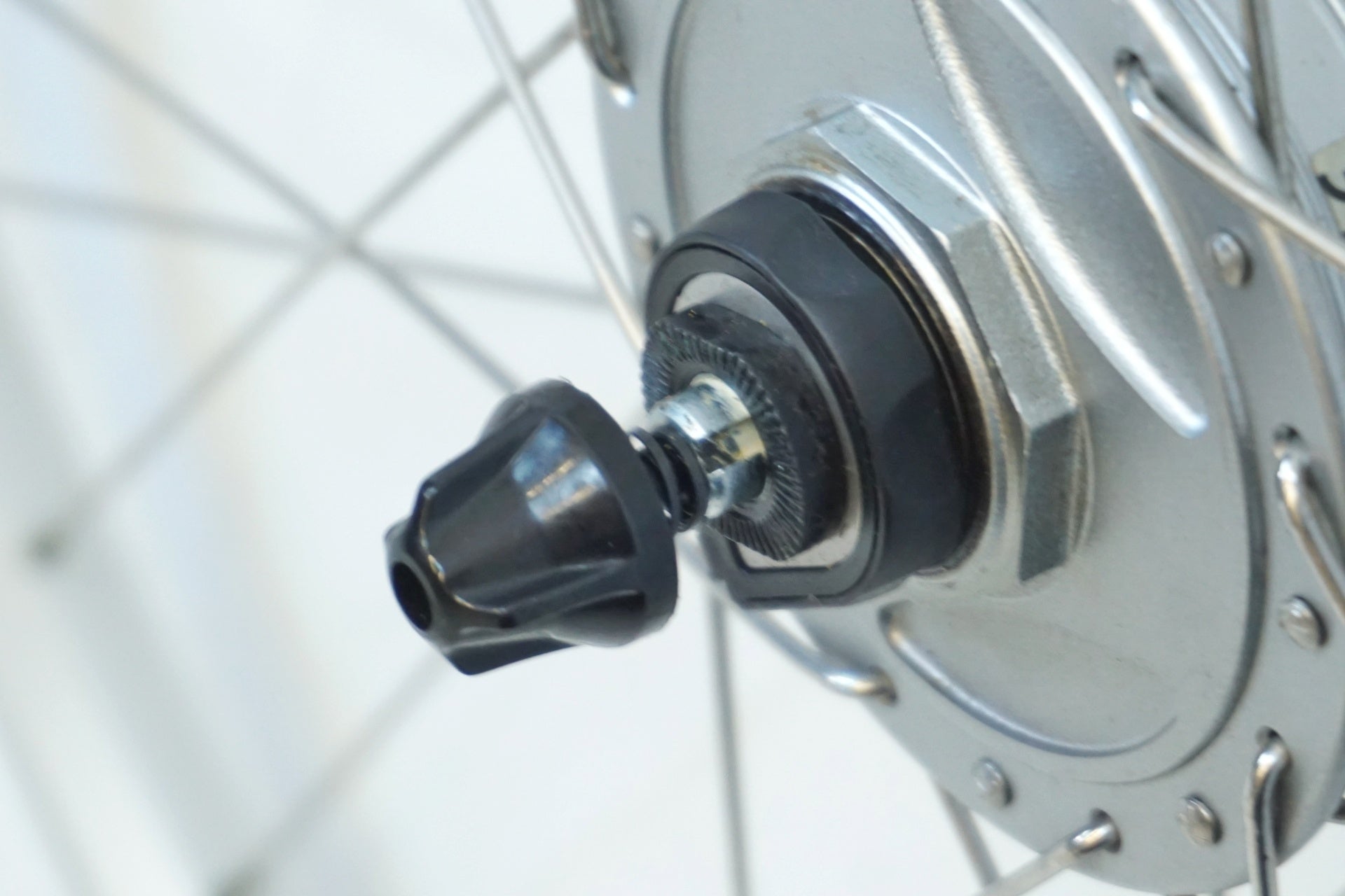 SHIMANO 「シマノ」 HB-NX22 ハブ ARAYA26×1.5 リム フロントハブダイナモホイール / 有明ガーデン店