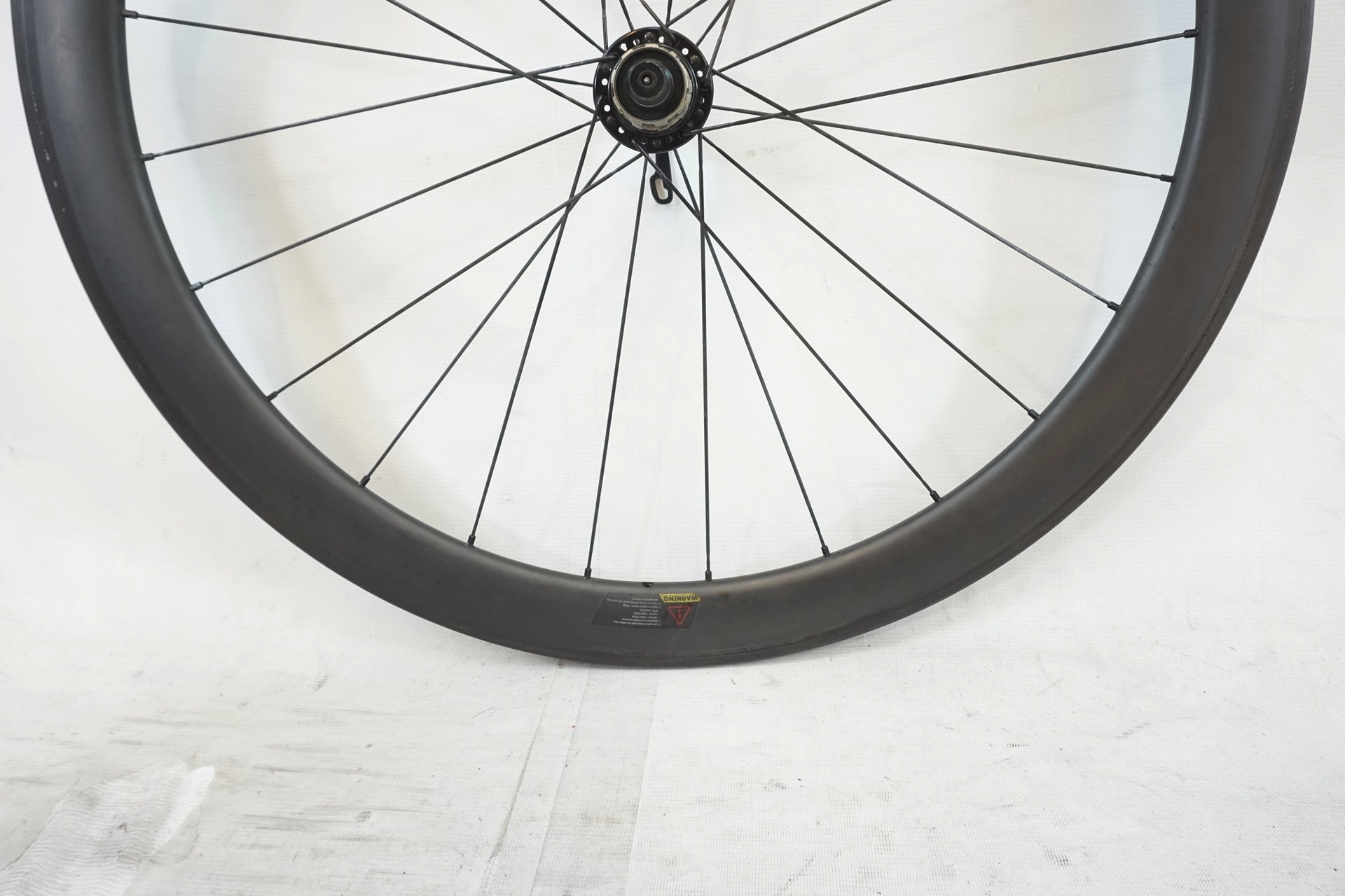 ブランド不明 カーボンリム NOVATECハブ シマノ 11s ホイールセット