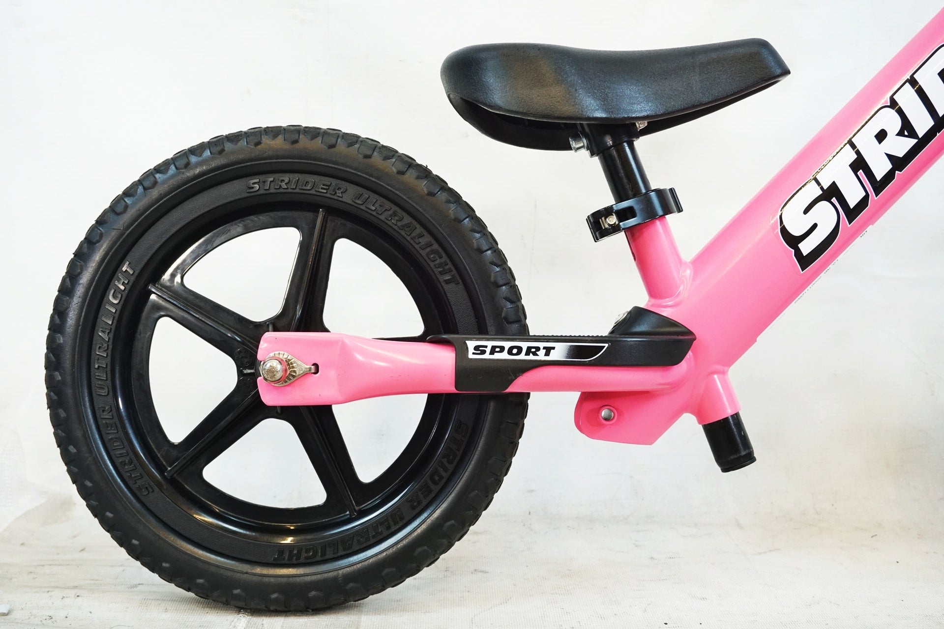 ストライダー　STRIDER SPORTS 12 ピンク カバー付き STRIDER 「ストライダー」 SPORT 12 2019年モデル キッズバイク / 有明
