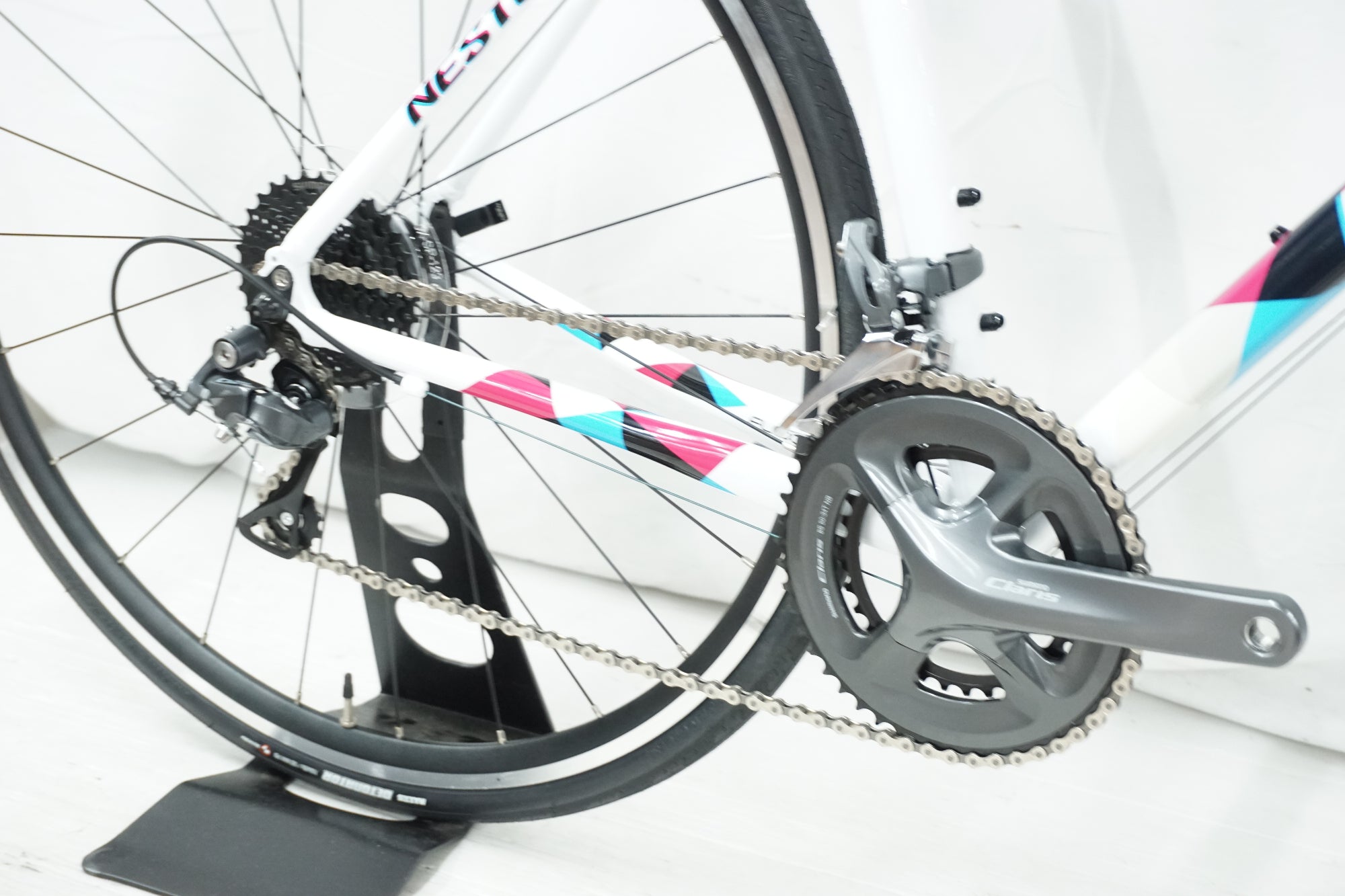 NESTO 「ネスト」 FALAD PRO 2024年モデル ロードバイク / 奈良