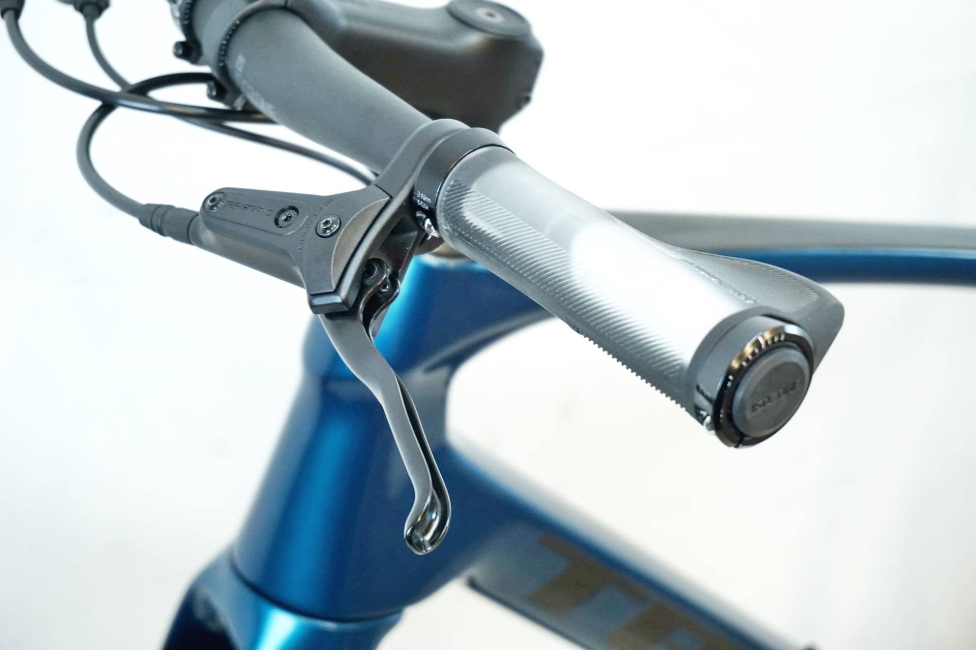 TREK 「トレック」 FX SPORT4 2022年モデル クロスバイク / 有明ガーデン店