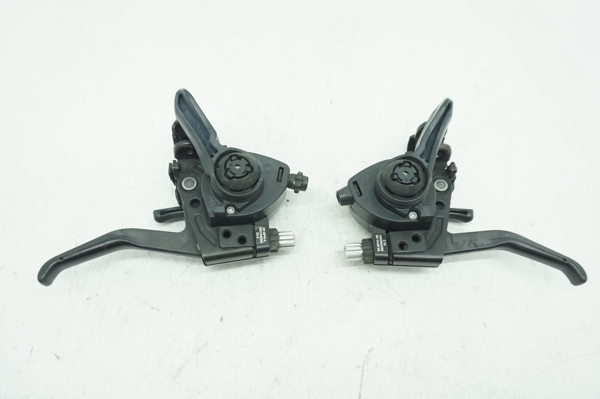 SHIMANO 「シマノ」 ST-EF41 シフト/ブレーキレバーセット / 大阪門真