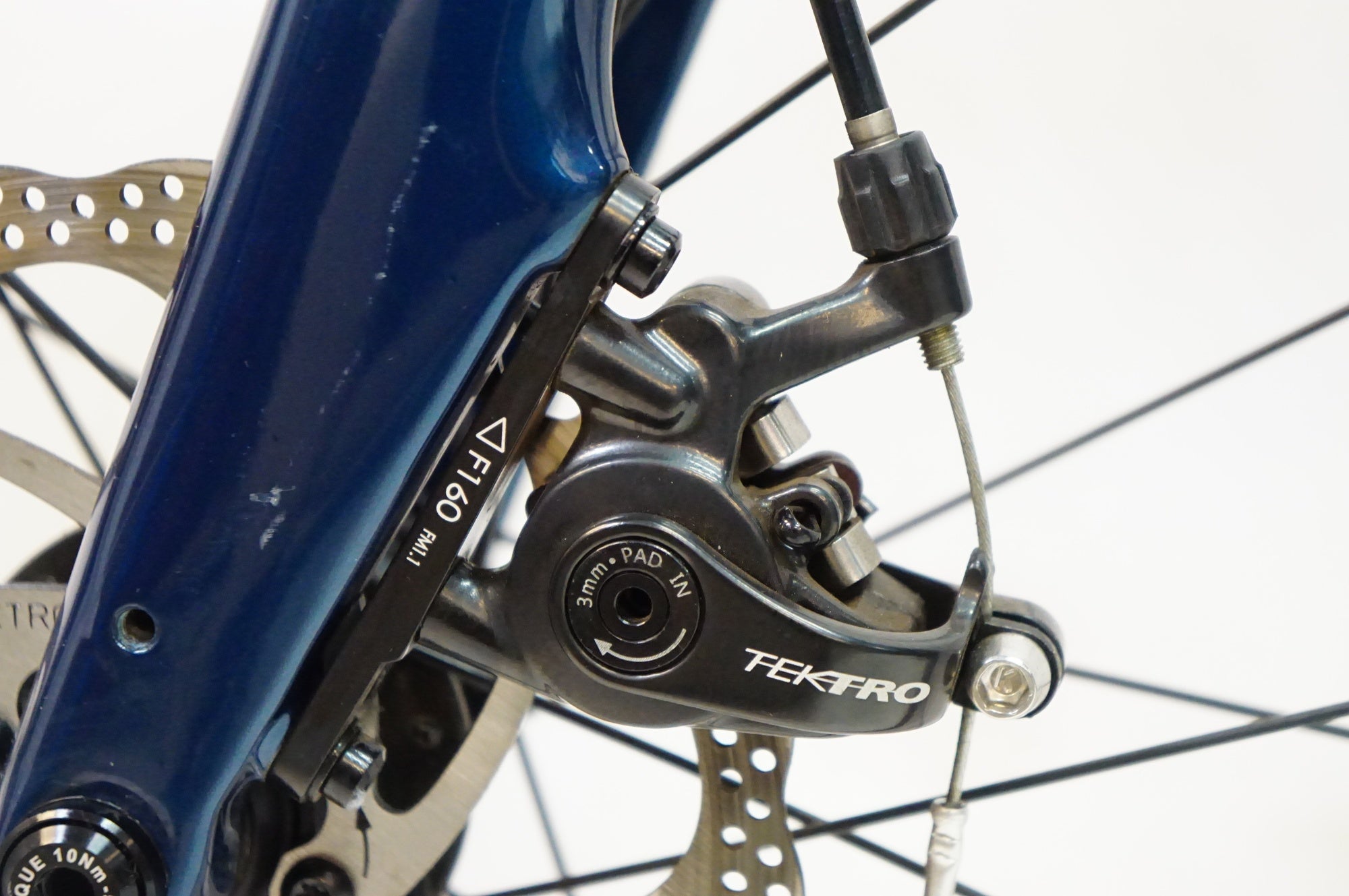 TREK 「トレック」 DOMANE AL 2 DISC (GEN 3) 2022年モデル ロード