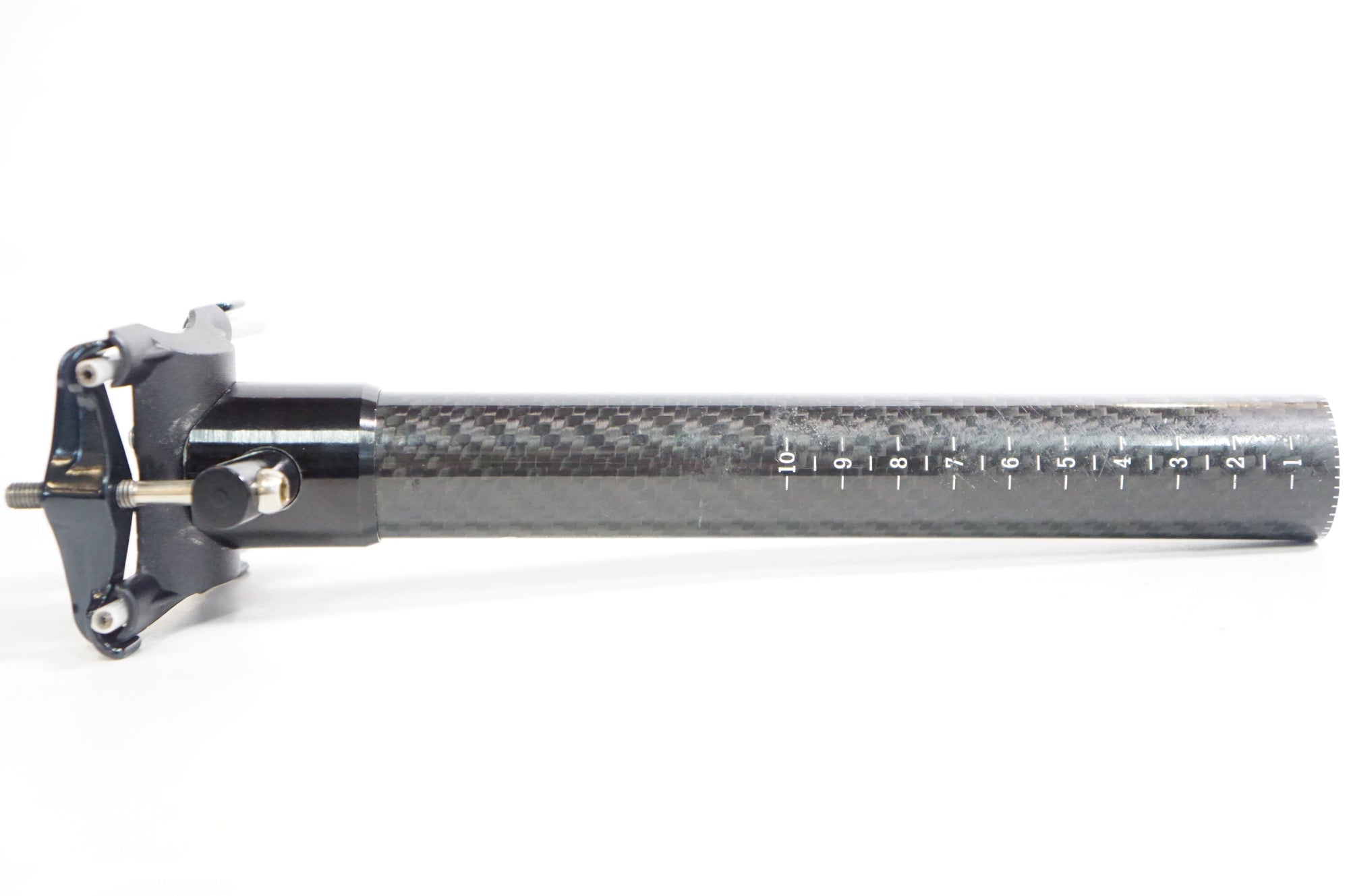 EMINENZA 「エミネンザ」 φ27.2 約210mm カーボンシートポスト / 熊谷