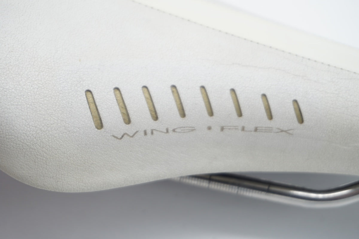 FIZIK 「フィジーク」 ARIONE WING FLEX サドル / 滋賀大津店