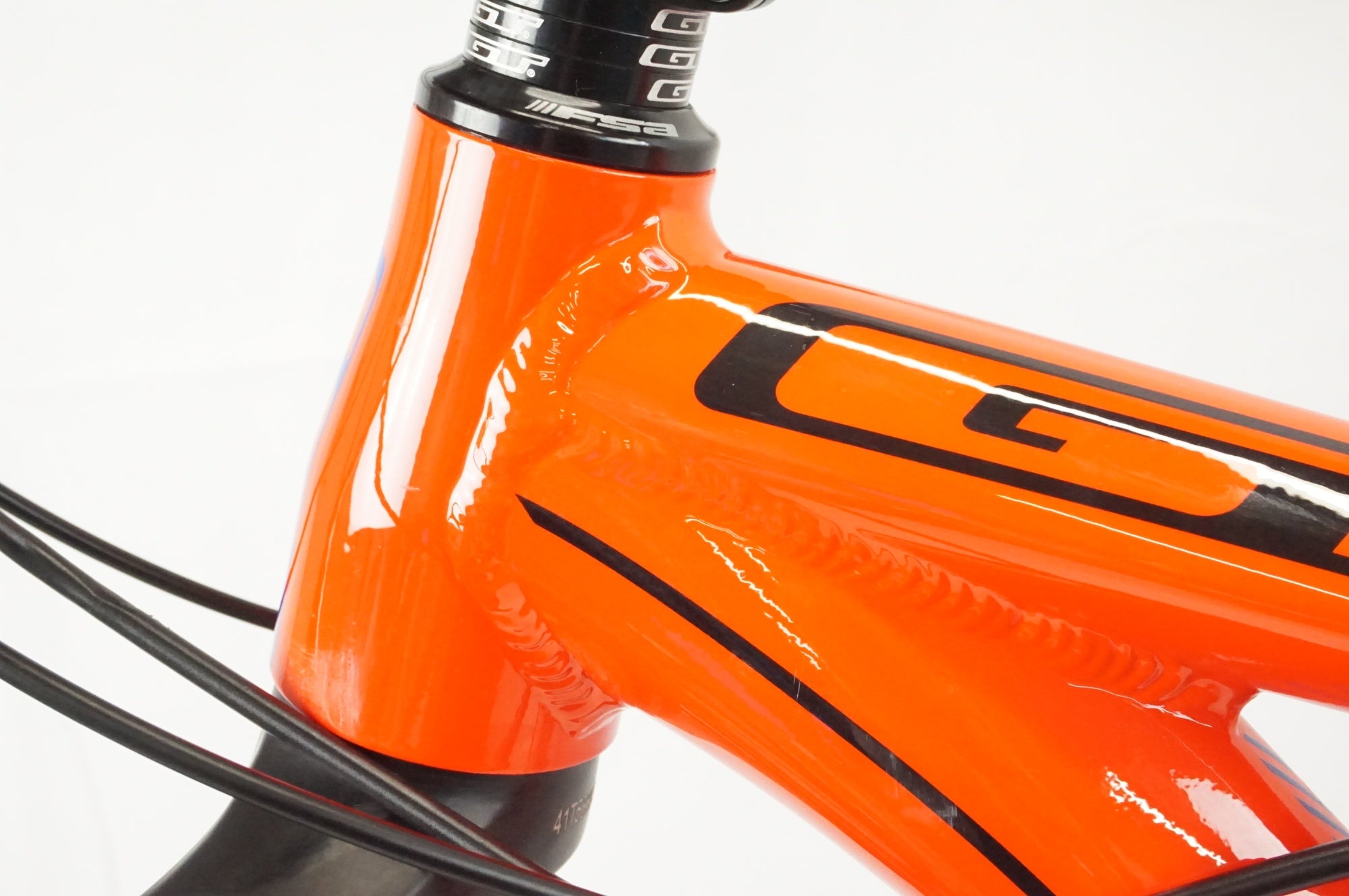 COVE マウンテンバイクフレーム オレンジ 下鴨店】初めてのMTB選びに Cannondale Trail 6 - 株式会社