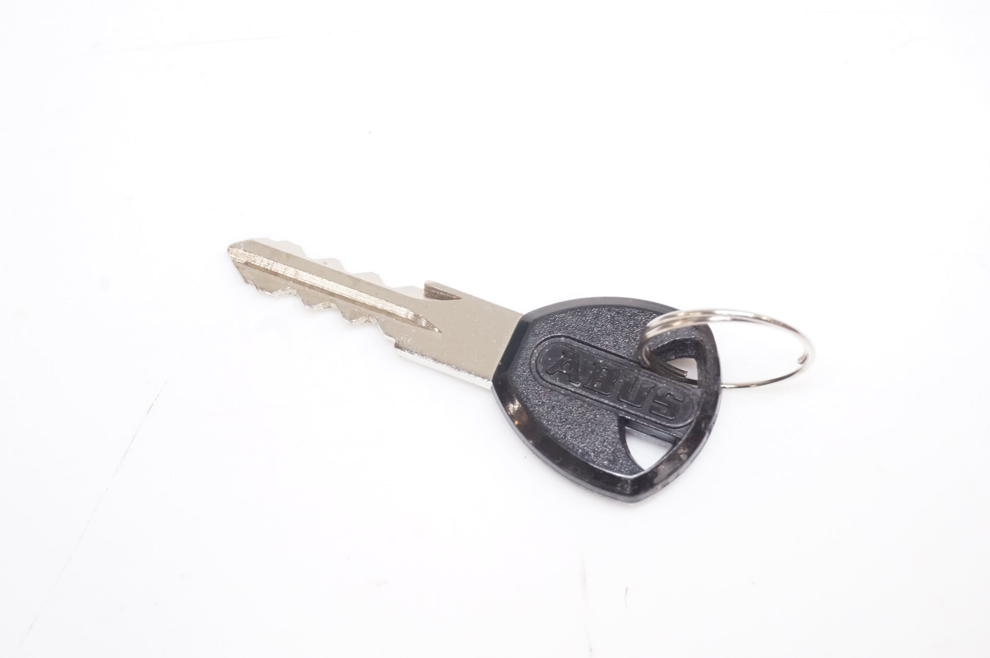 ABUS 「アブス」 IVERA STEEL-O-FLEX 7200/110 ロック / 大宮店