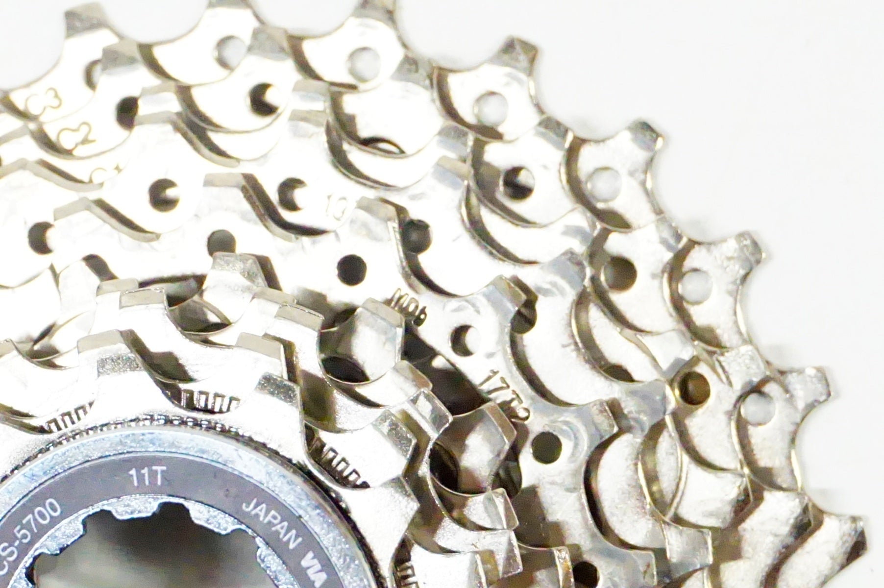 SHIMANO 「シマノ」 105 CS-5700 11-25T スプロケット / 名古屋大須店