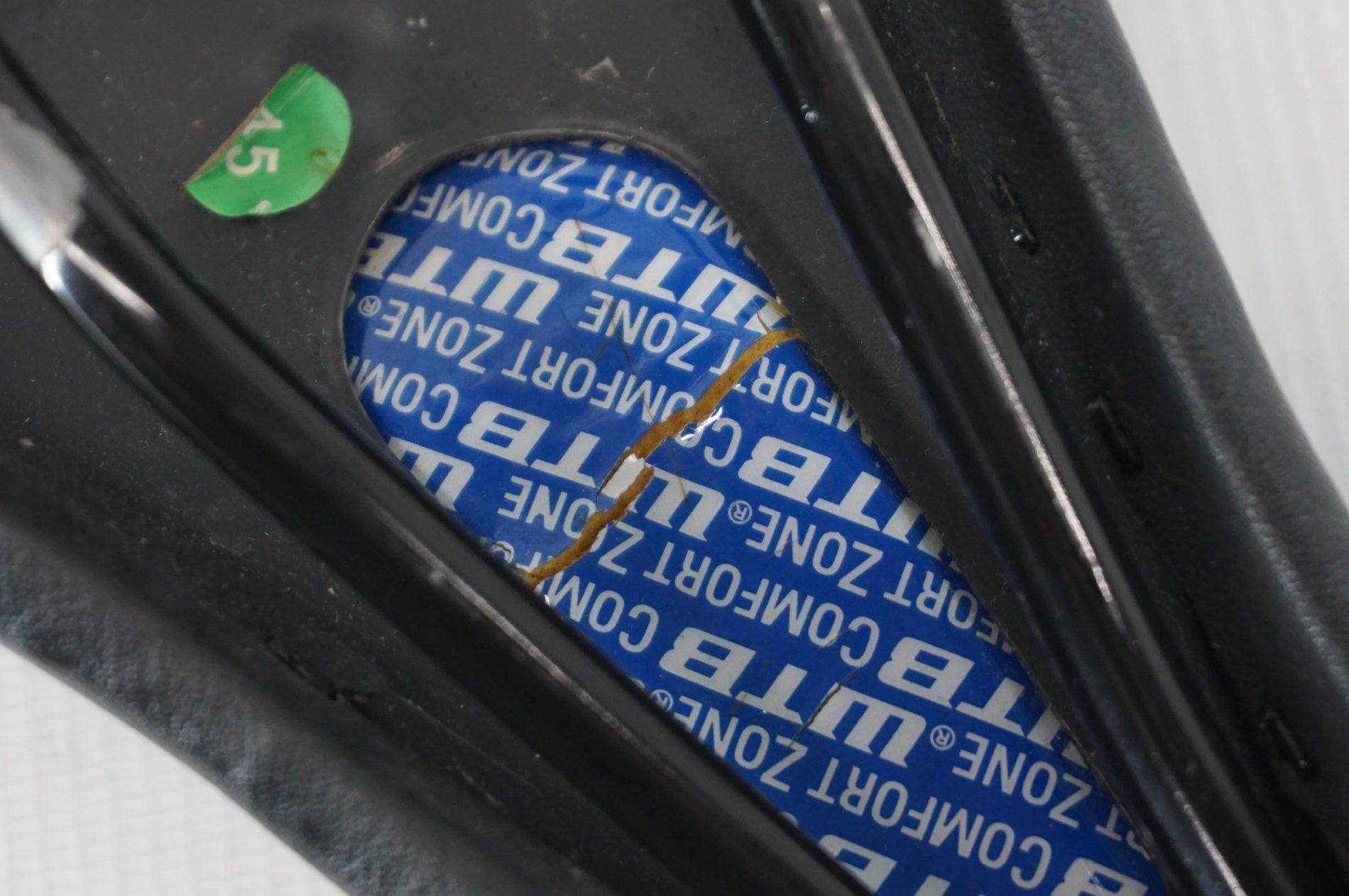 WTB 「ダブリューティービー」 SPEED V サドル / 阪急塚口店